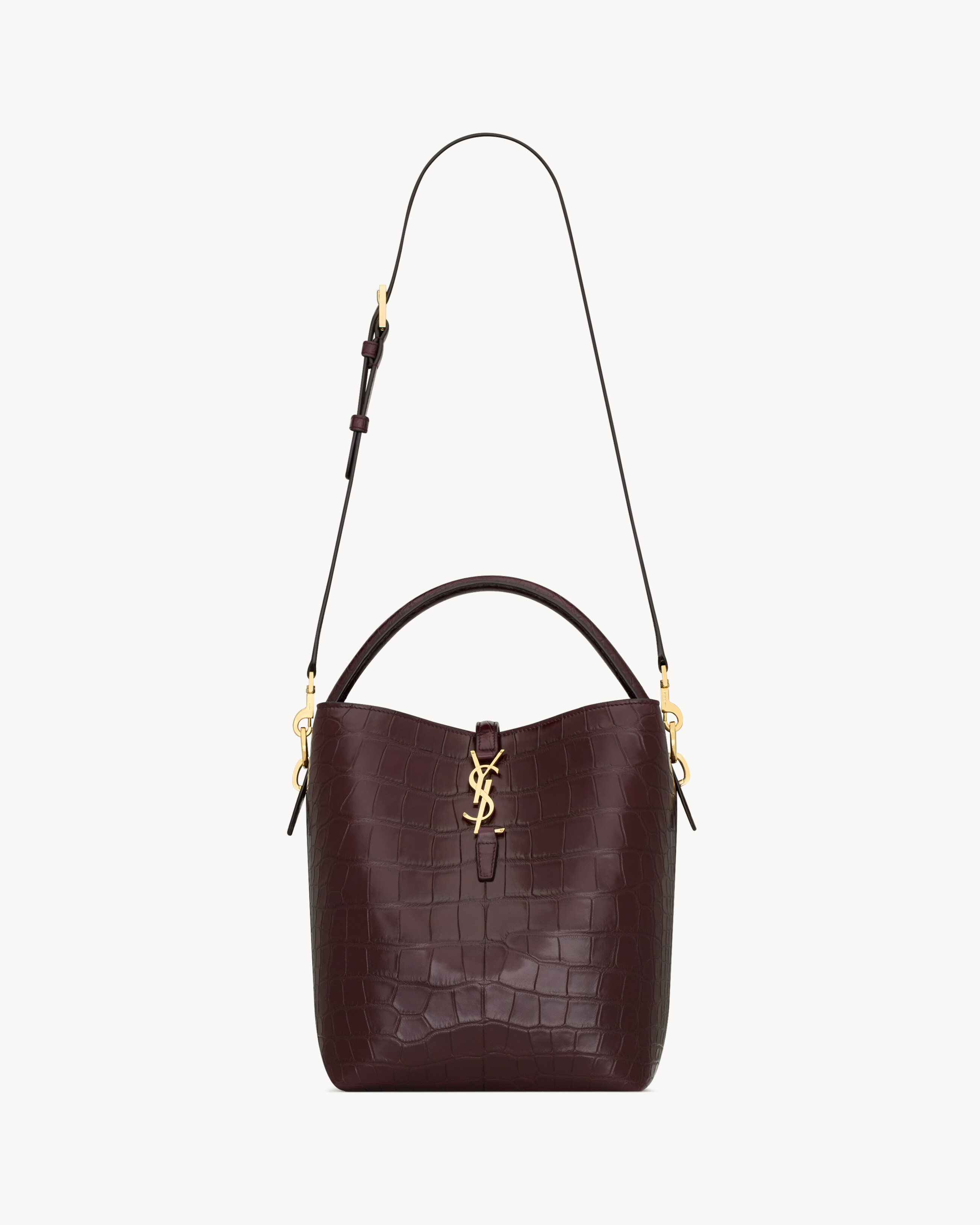 Le 37 in shiny leather