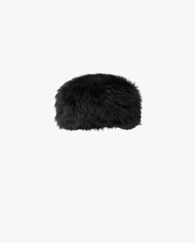 chapéu pillbox em shearling