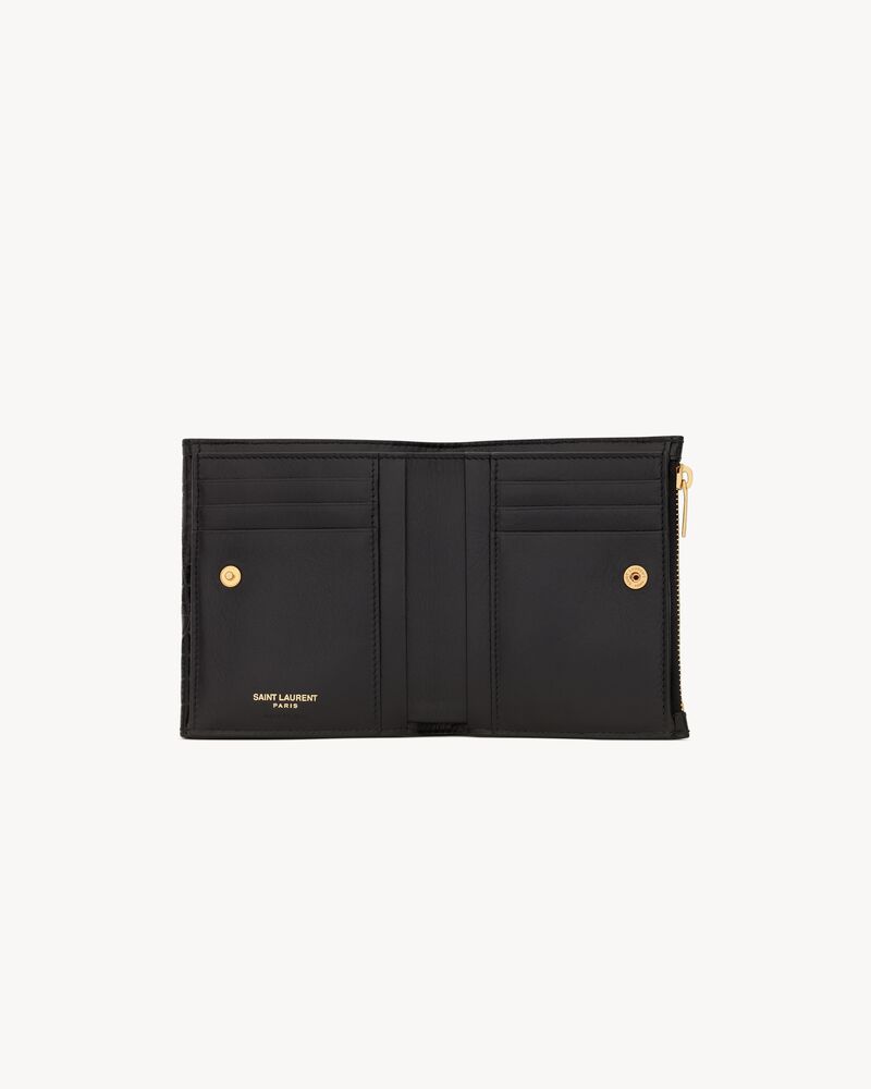 Cartera compacta Uptown de piel repujada de cocodrilo brillante
