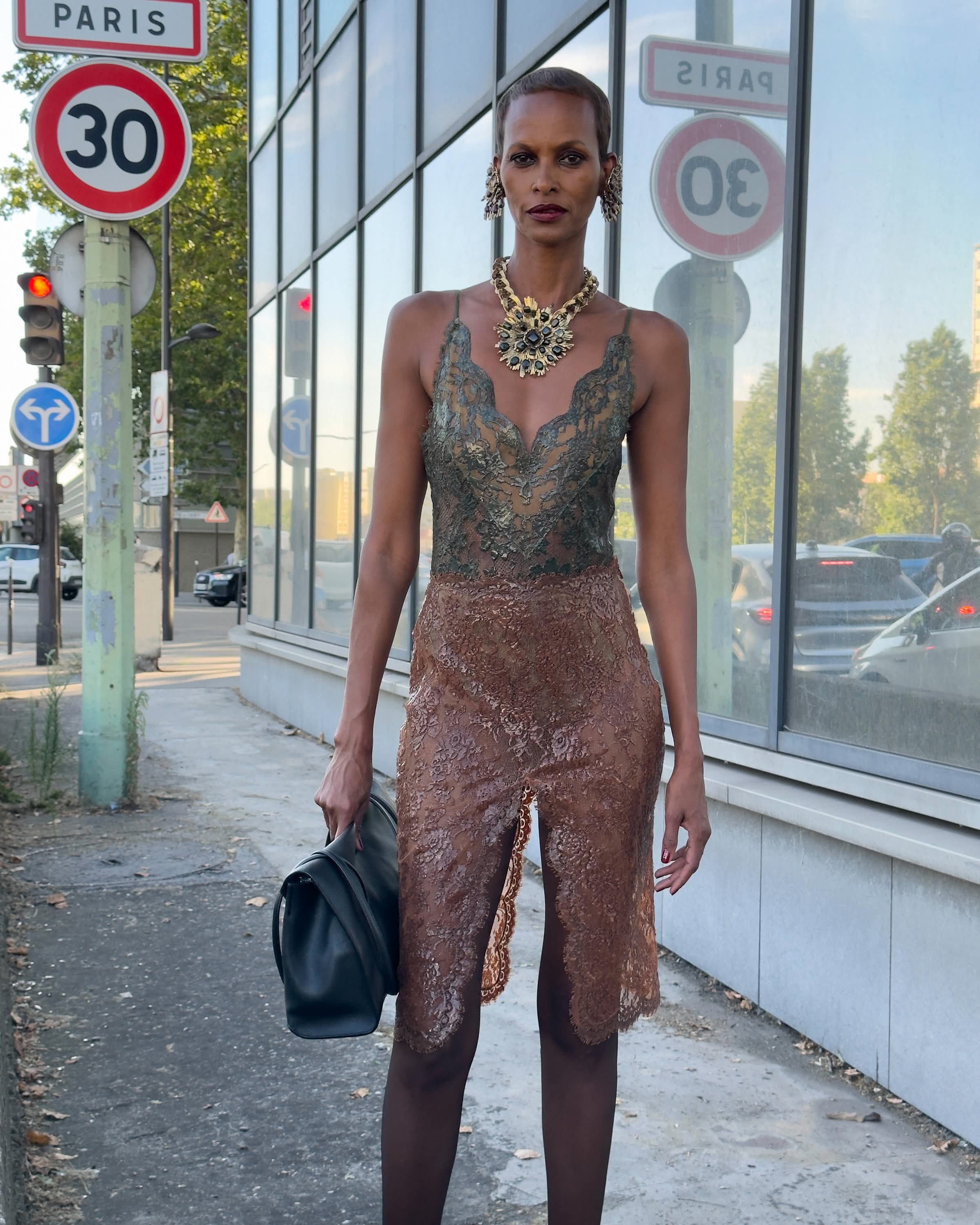 HANDBAGS NEW ARRIVALS WINTER 26 > SIMONE > Single 2  > image