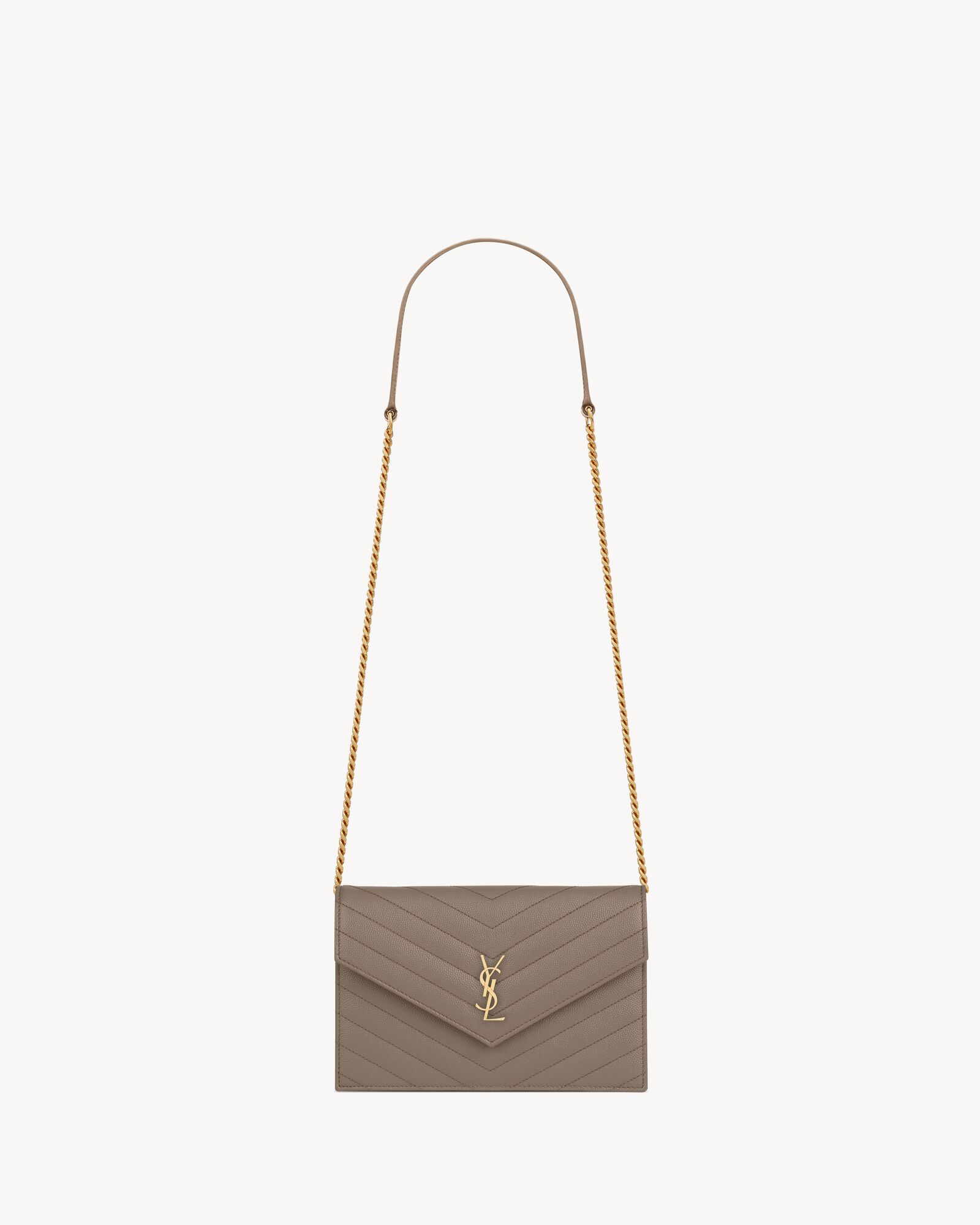 CASSANDRE envelope chain wallet in GRAIN DE POUDRE leather — 862439AAGA81799