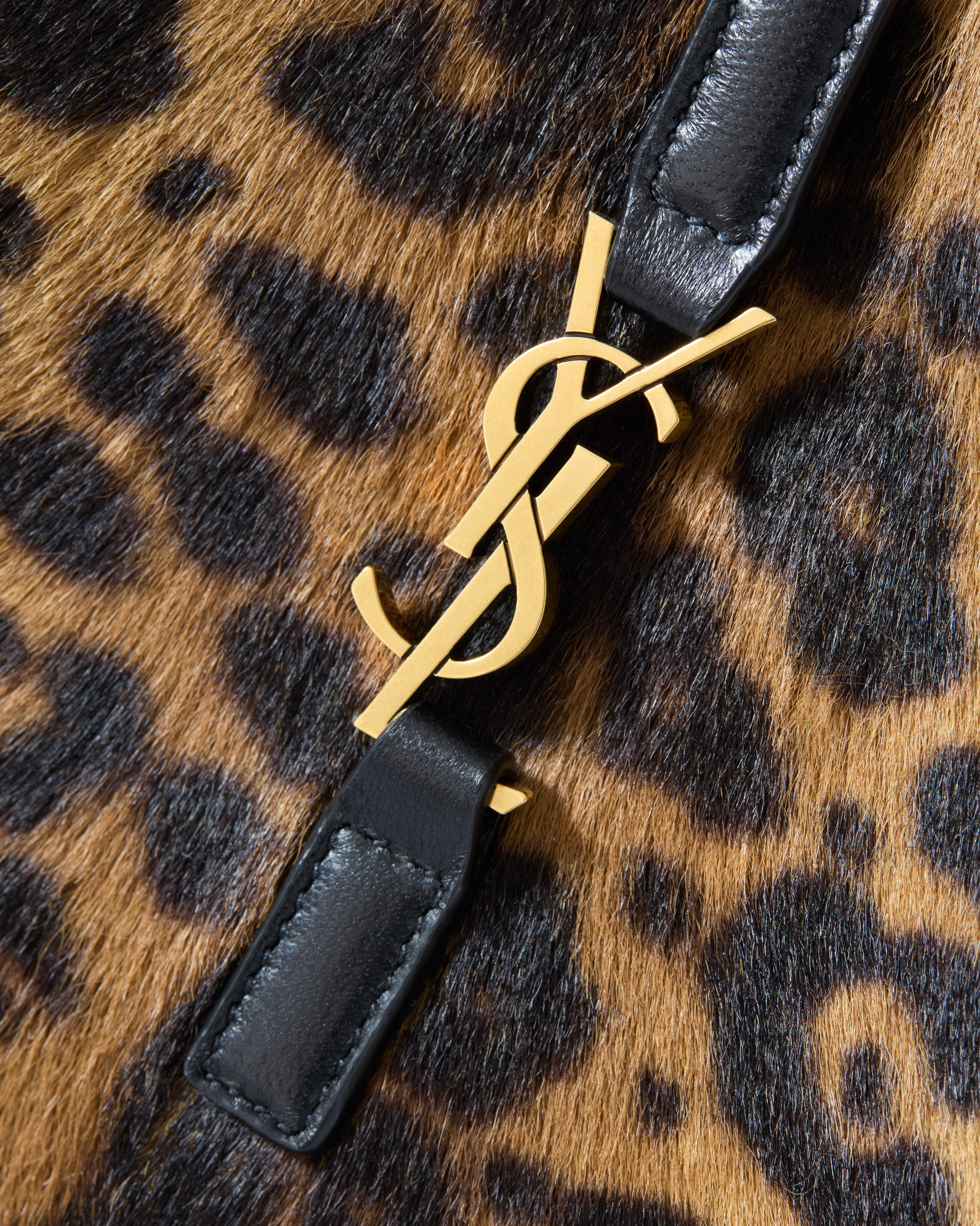 LE 5 À 7 BABY BEA in pony hair leather