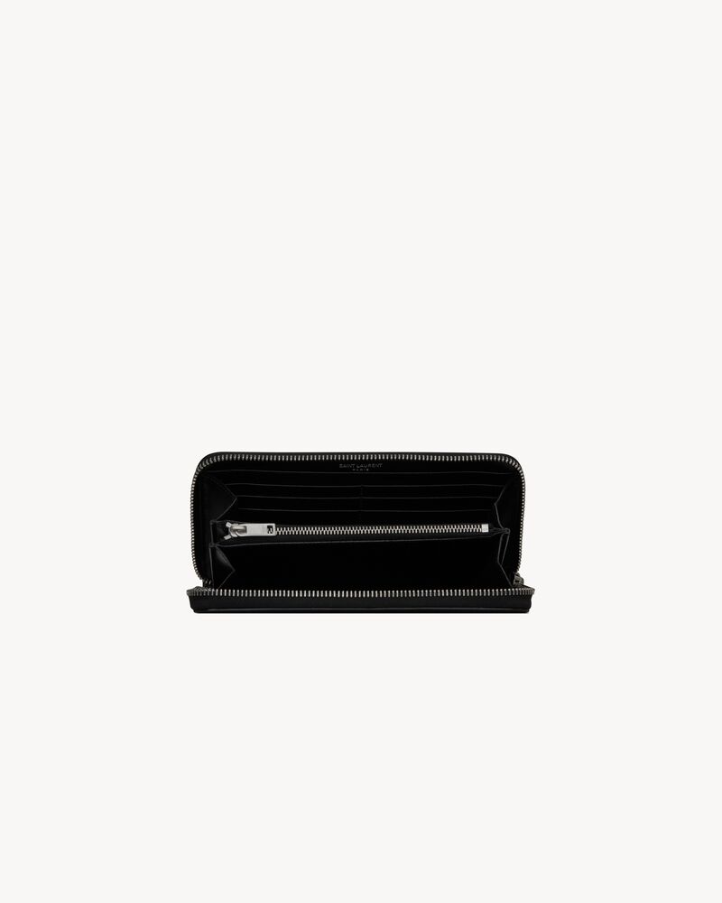 TINY CASSANDRE zip-around wallet in matte leather in Black | Saint
