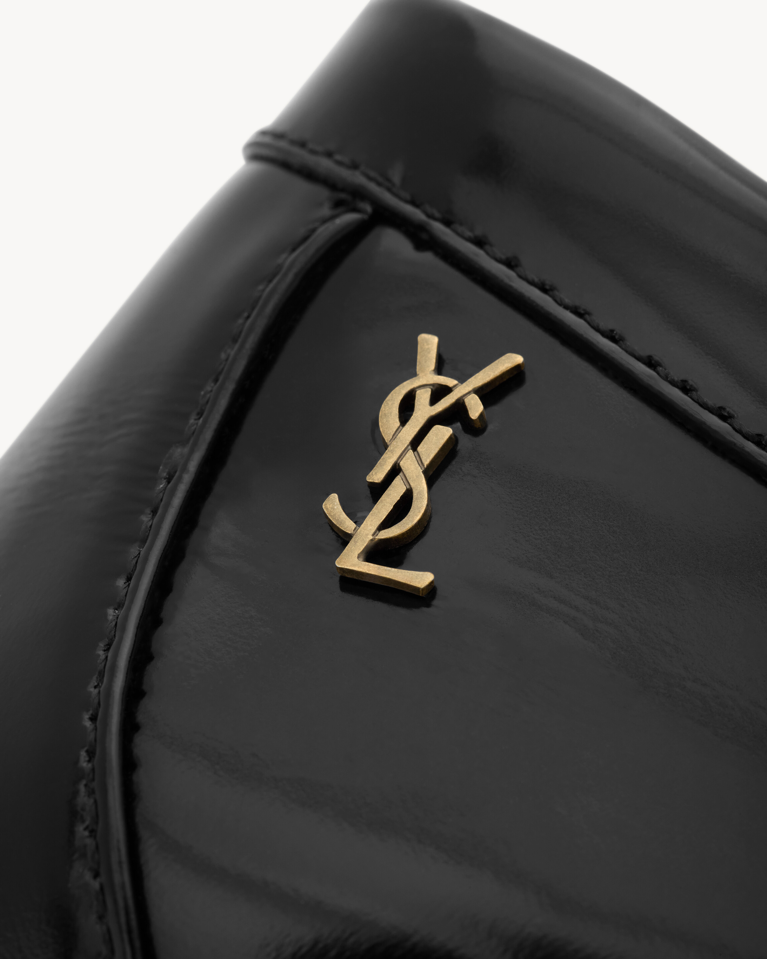 THEOBALD loafers in glazed leather