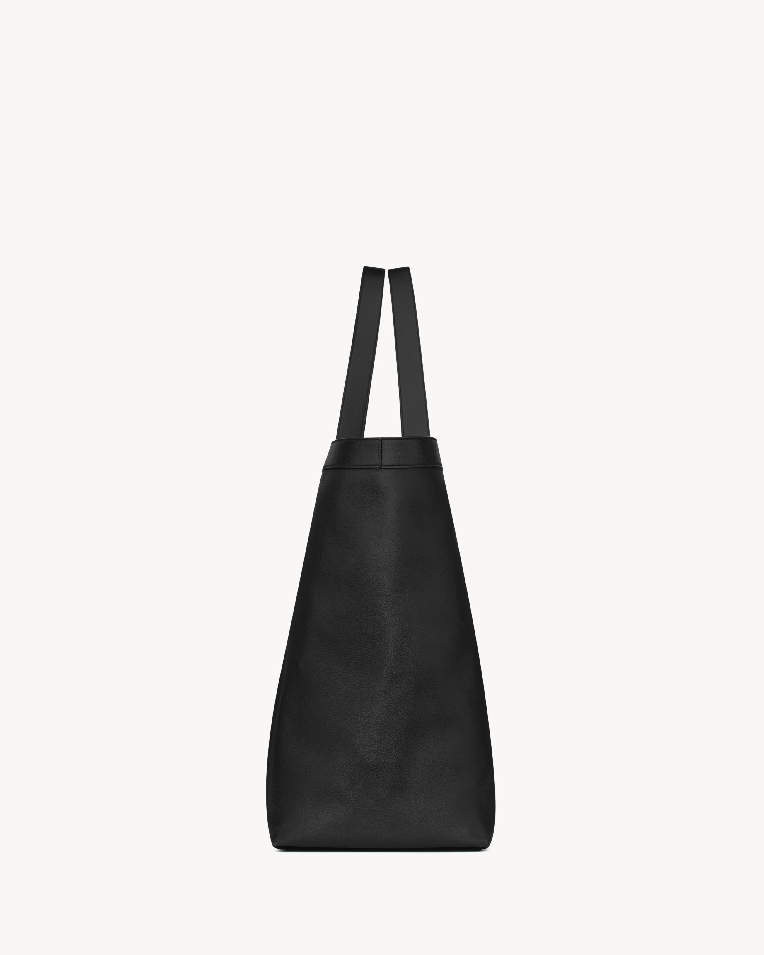 Y MAXI TOTE IN LEATHER
