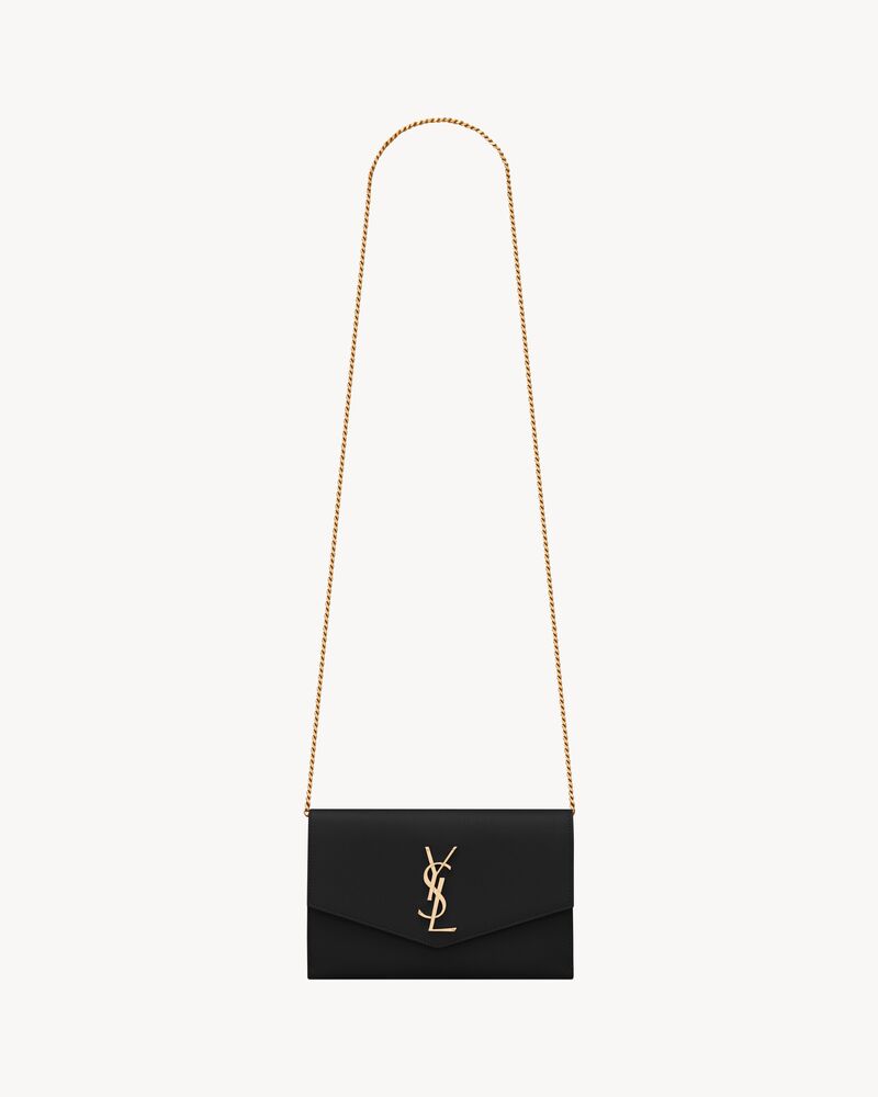 UPTOWN CHAIN WALLET EN CUIR GRAIN DE POUDRE
