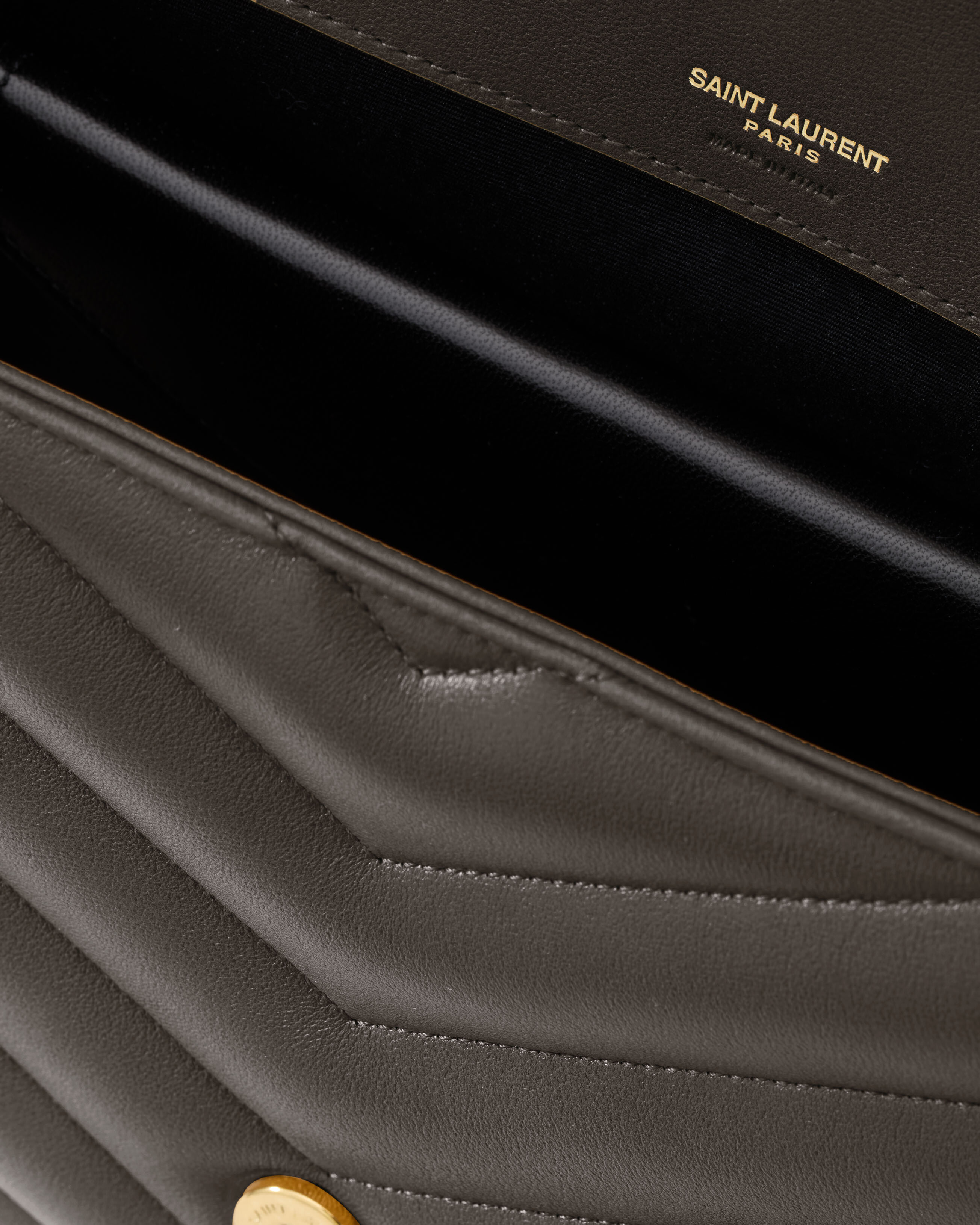 LOULOU large in MATELASSÉ lambskin