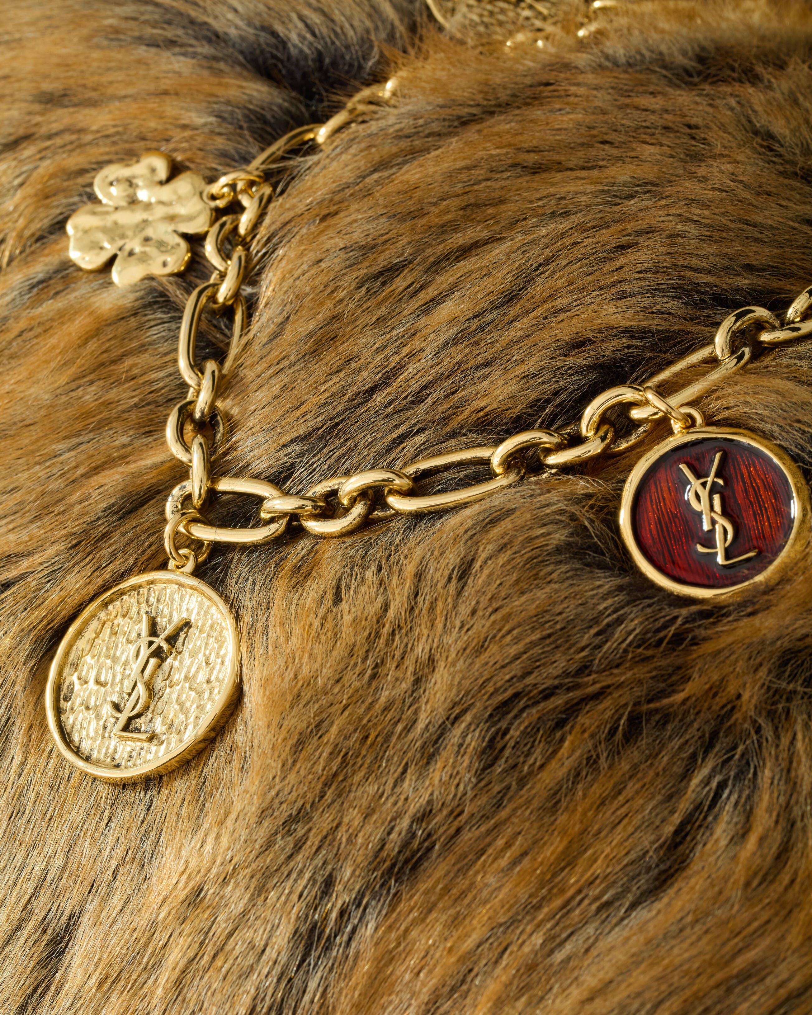 MANCHON on chain in shearling