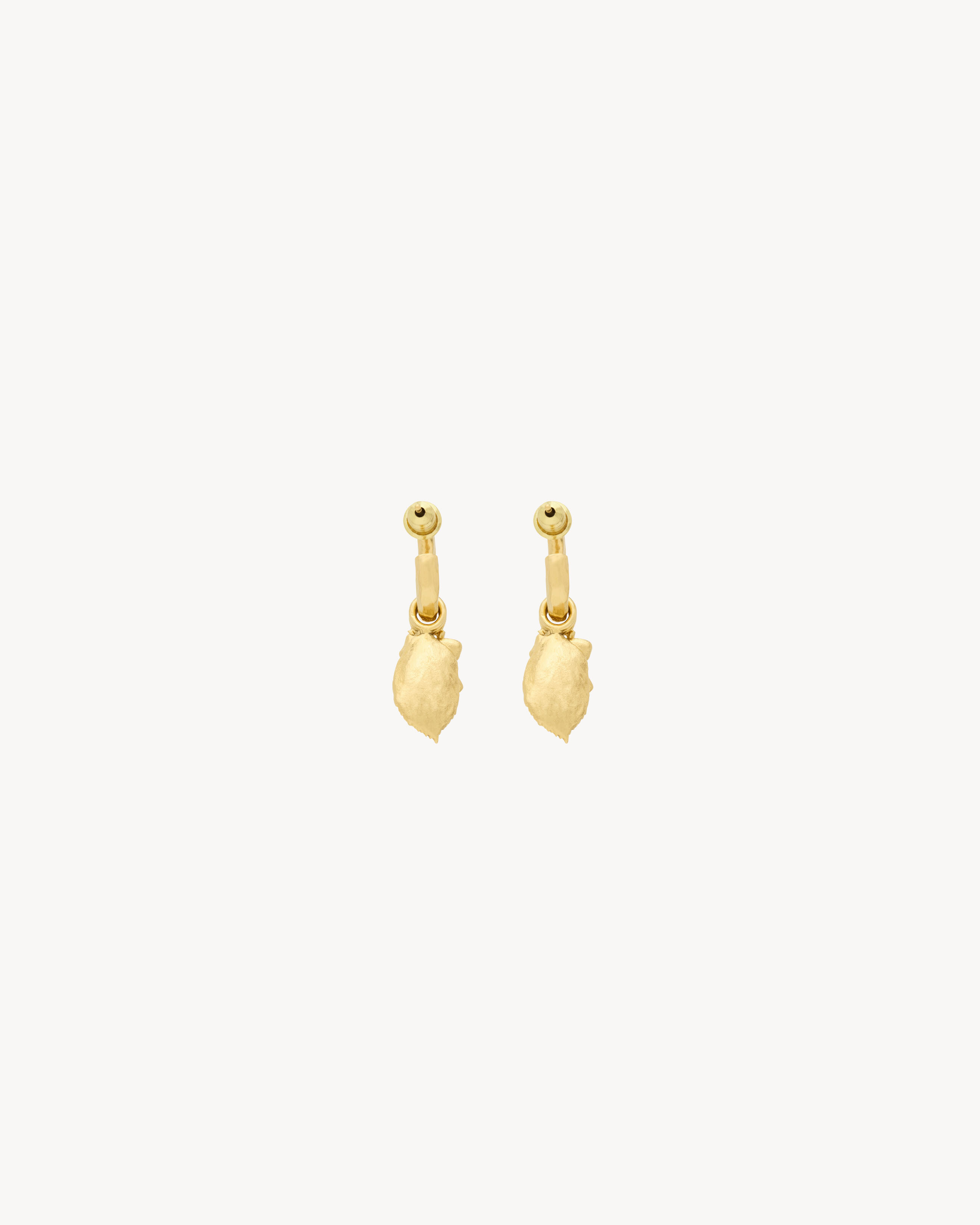 CASSANDRE flower charm hoop earrings in metal
