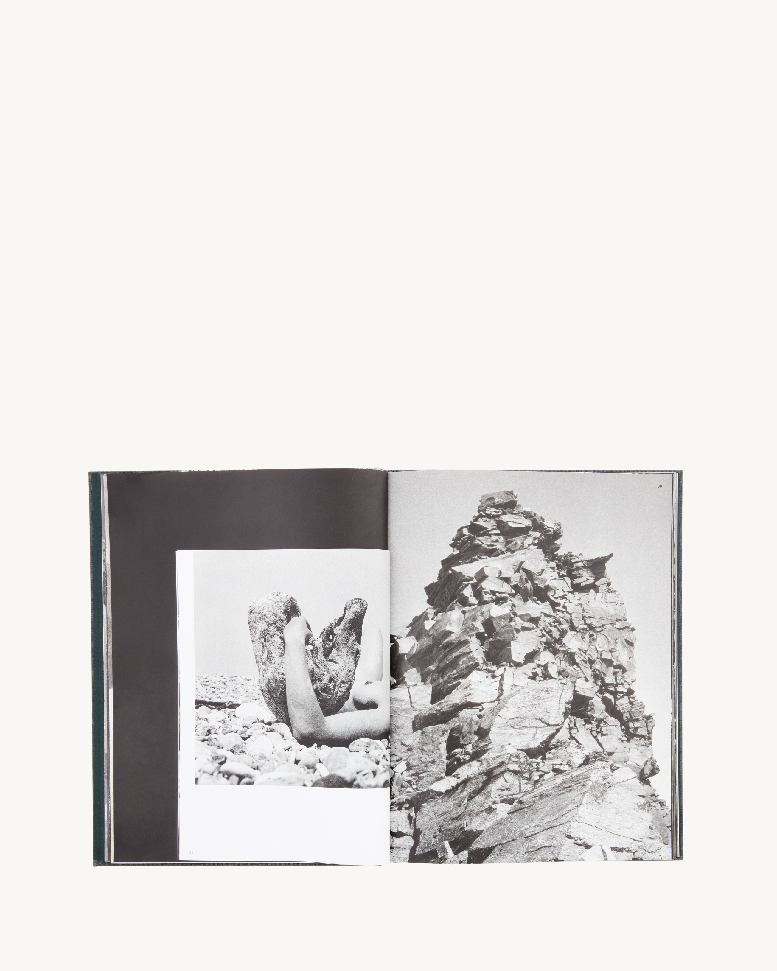 SL EDITIONS: CHARLOTTE PERRIAND, VOYAGE PHOTOGRAPHIQUE DANS LES ARCHIVES