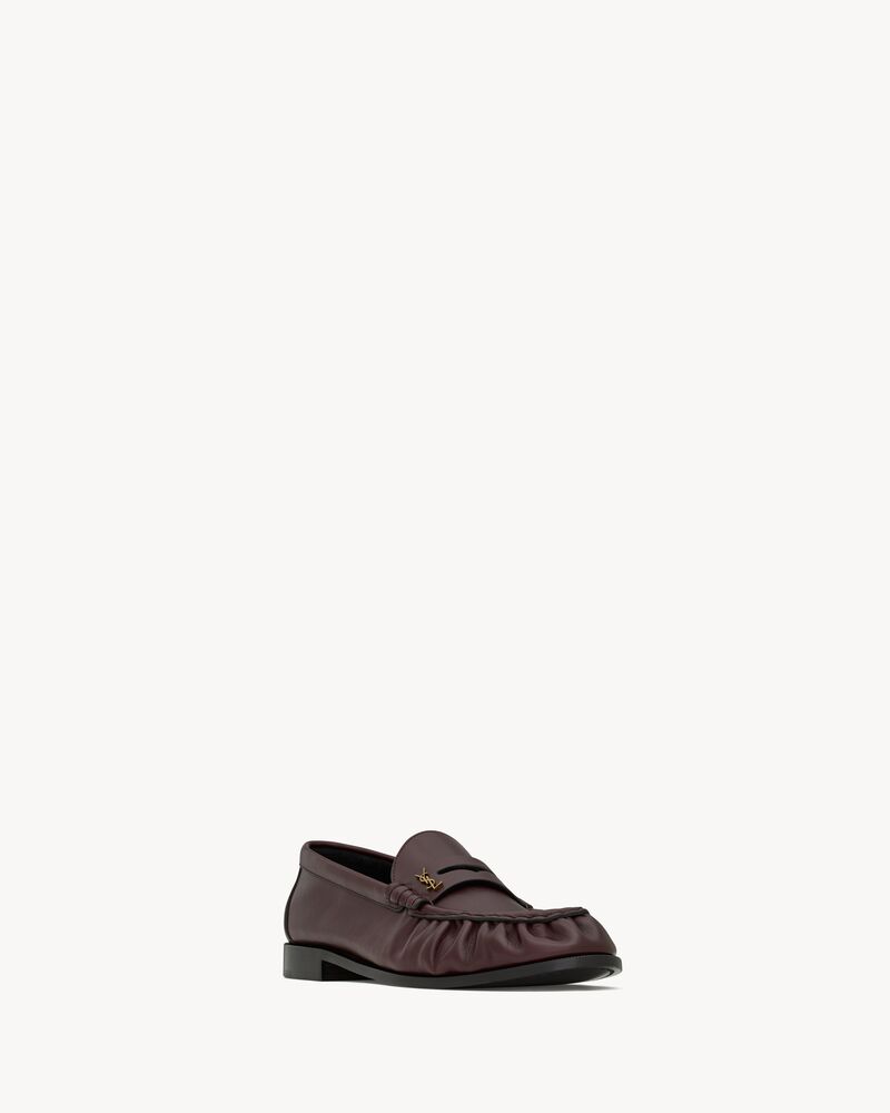 LE LOAFER supple in smooth leather