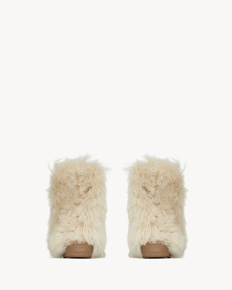 SNOW BOOTS IN SHEARLING