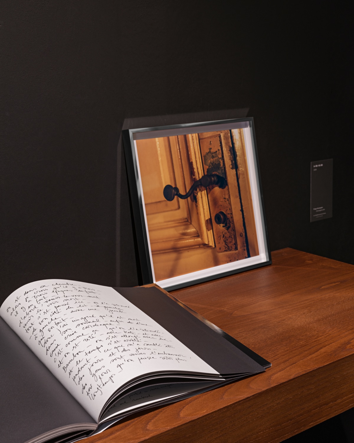 LA MAISON > CHARLOTTE GAINSBOURG 5 BIS EXHIBITION > Slider > Item 2 > image