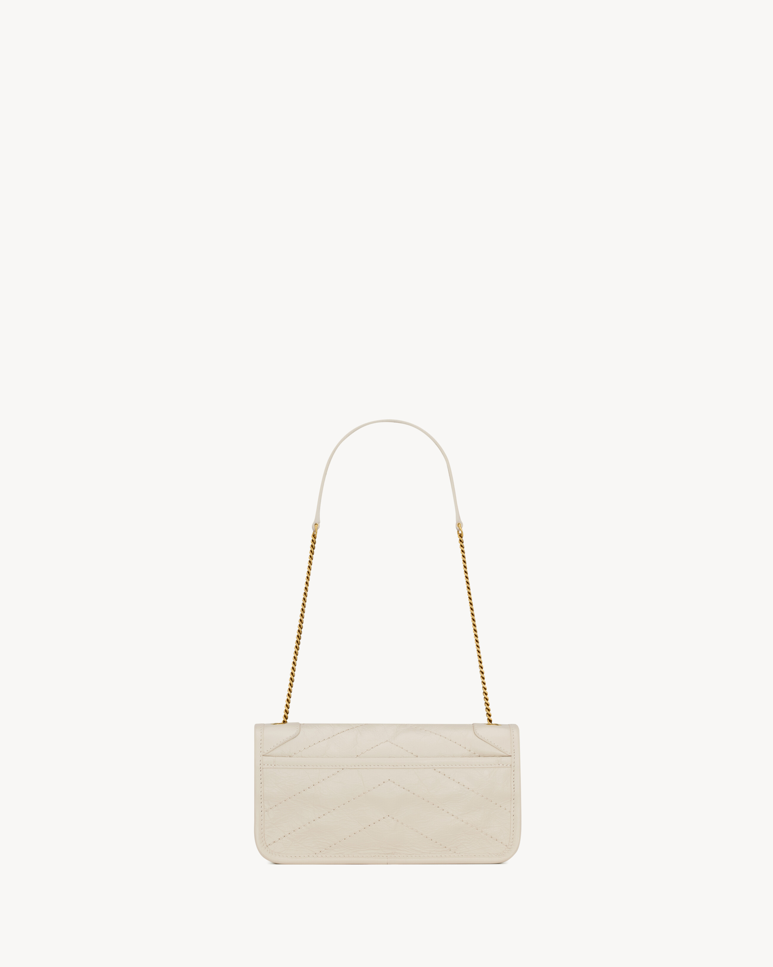 NIKI chain pouch in vintage leather