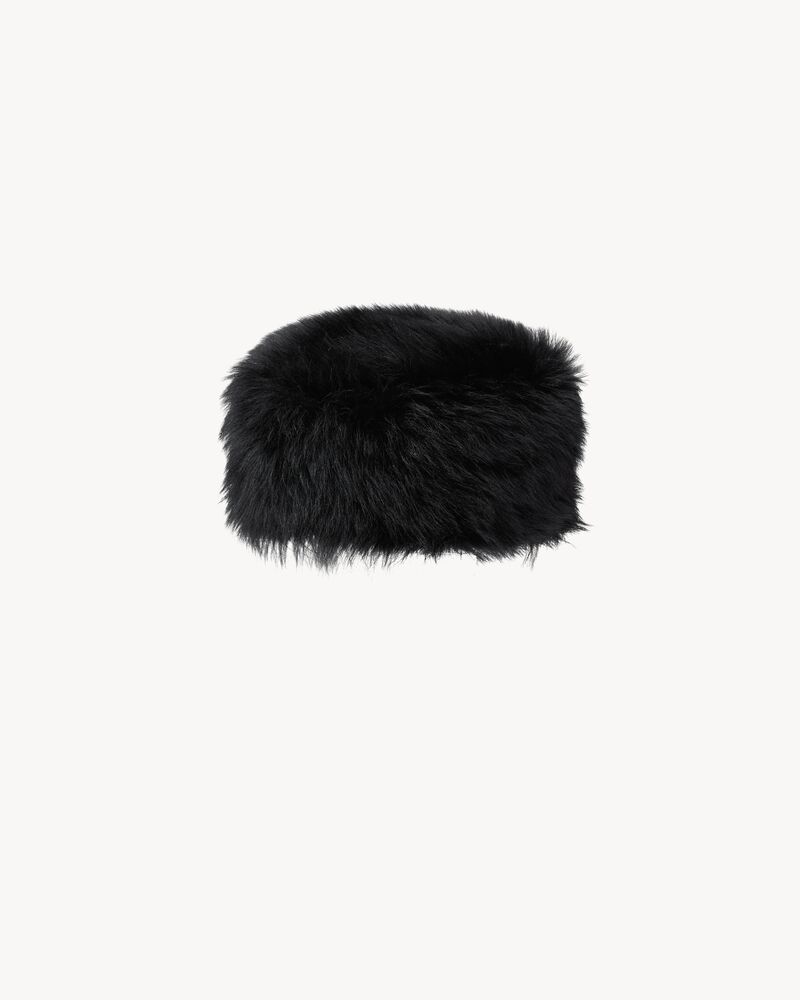 chapéu pillbox em shearling