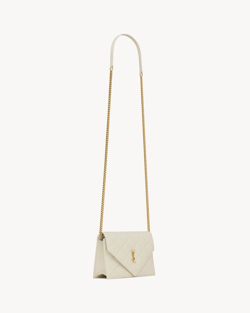 PARIS chain wallet in GRAIN DE POUDRE leather in Beige | Saint
