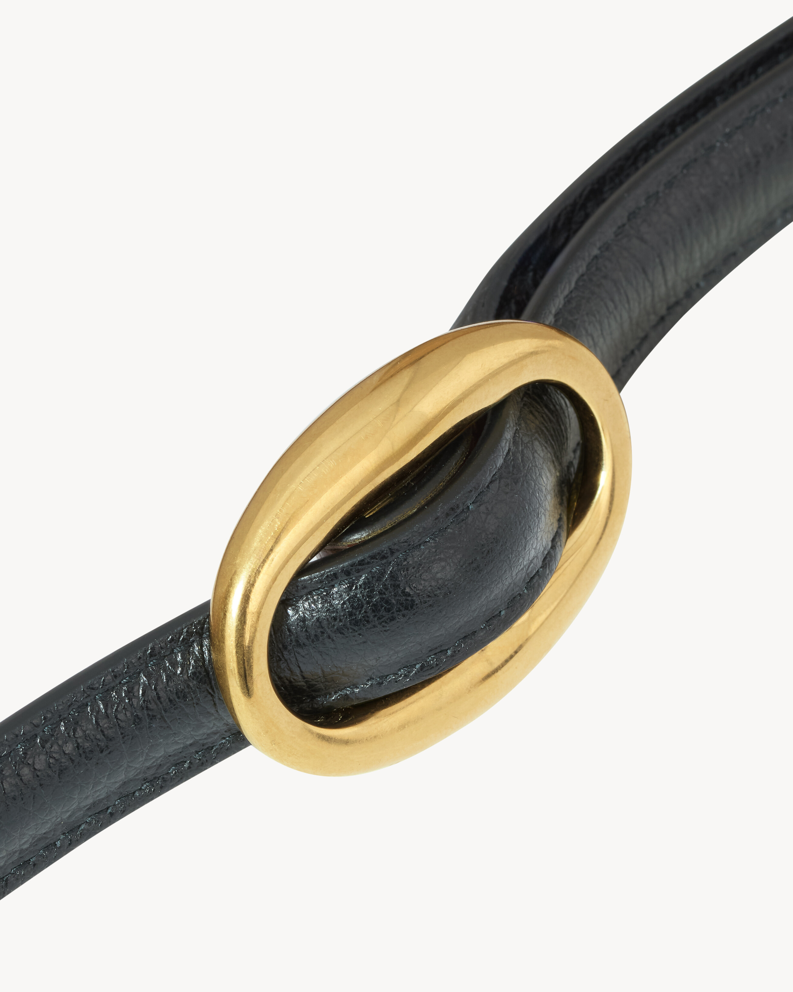 oval buckle thin reversible belt in smooth leather