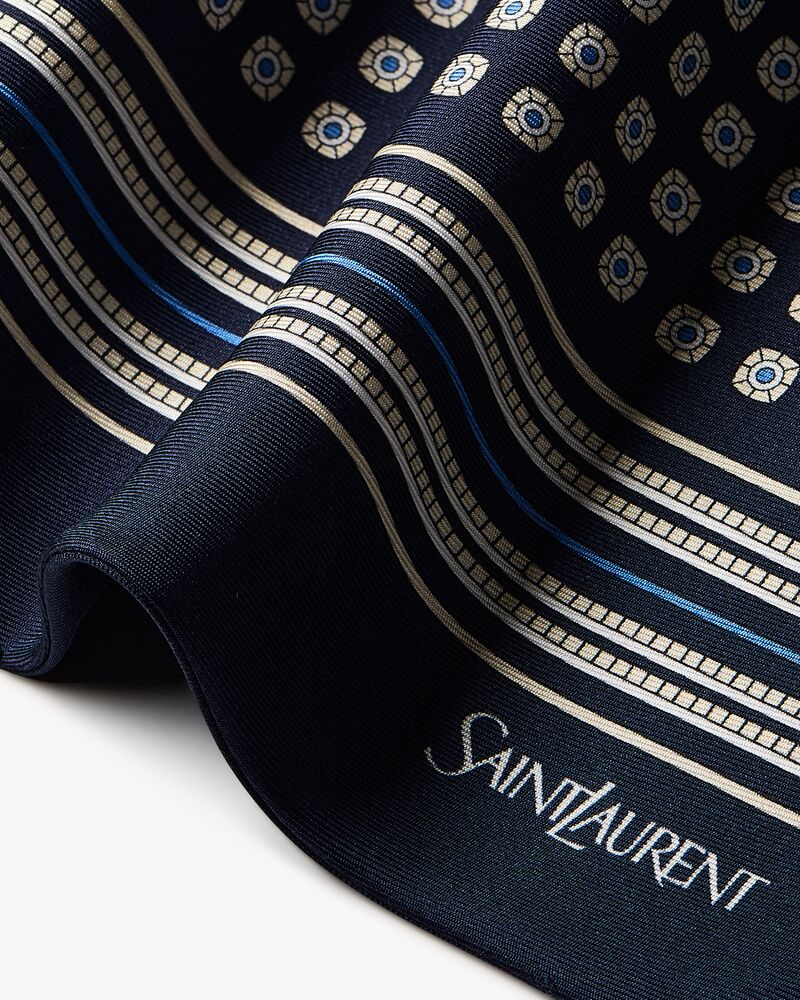 lavallière scarf in silk twill
