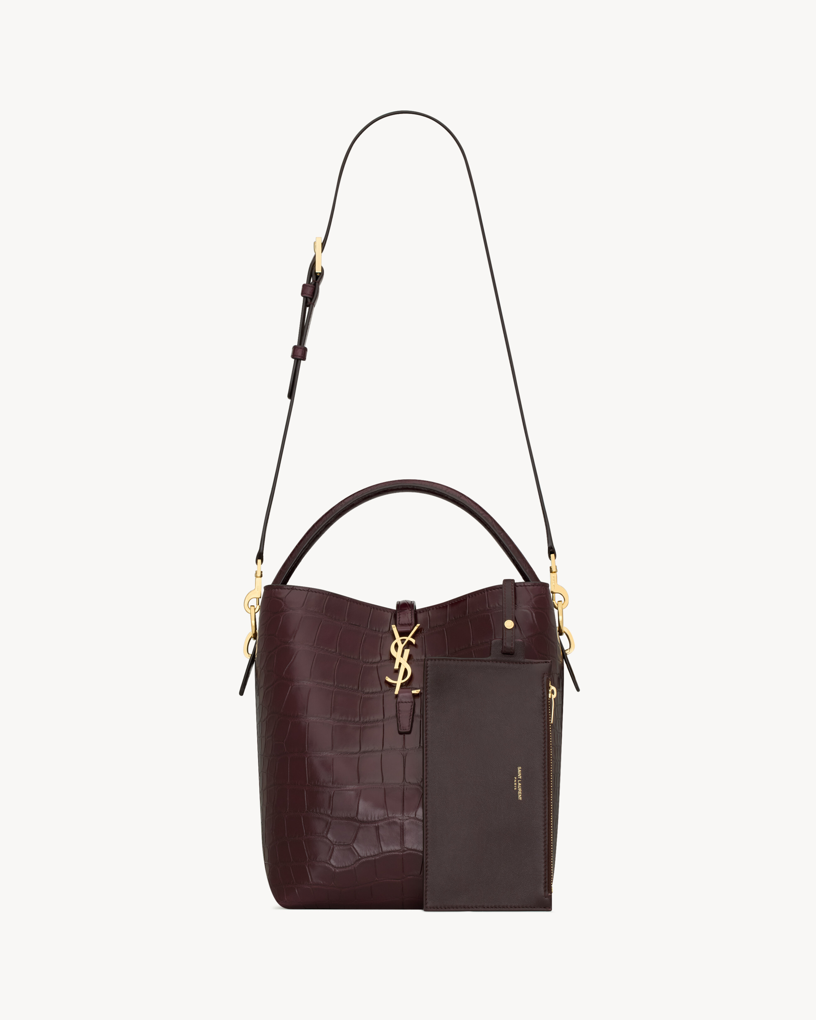 Le 37 in shiny leather