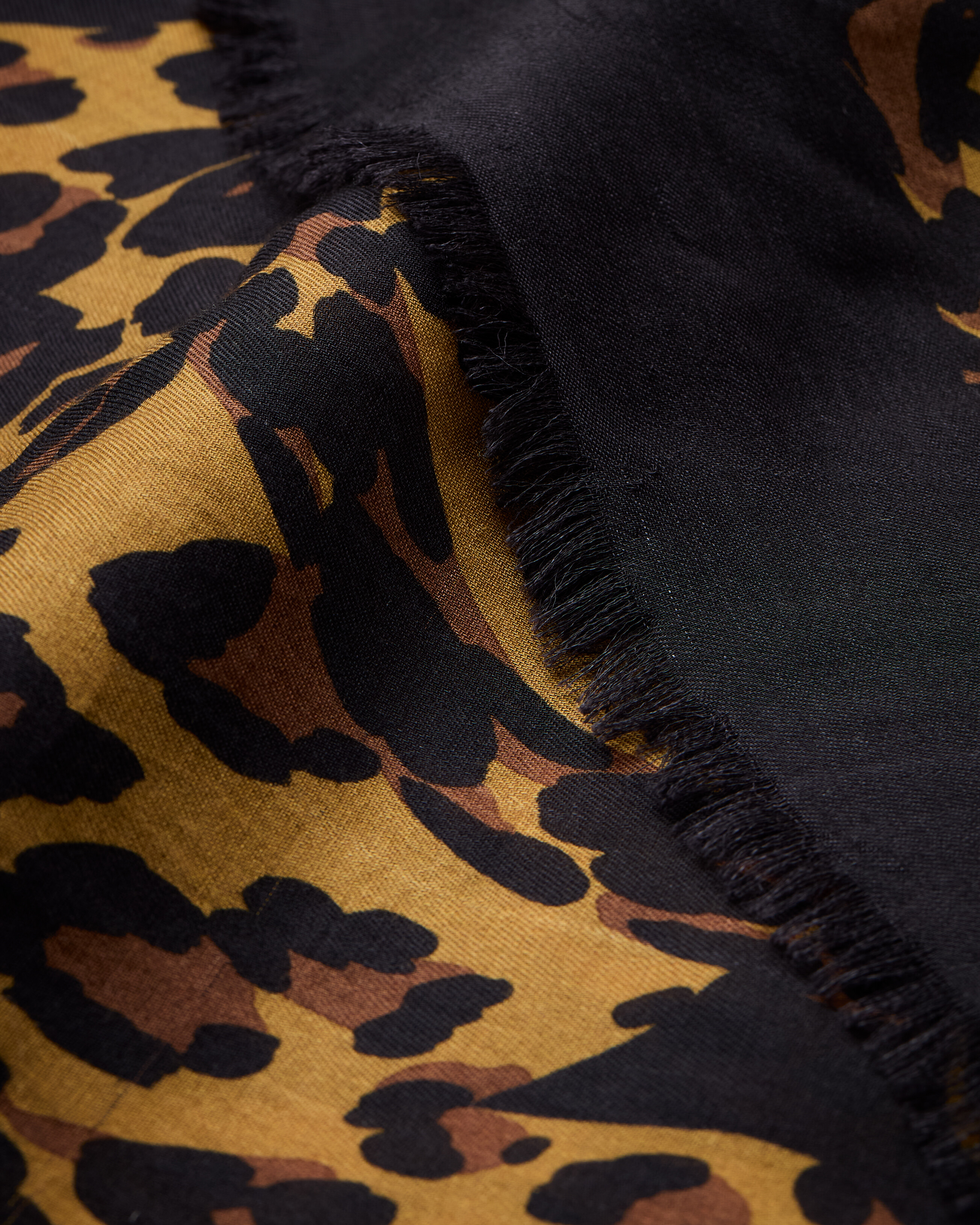 CASSANDRE leopard square scarf in wool twill