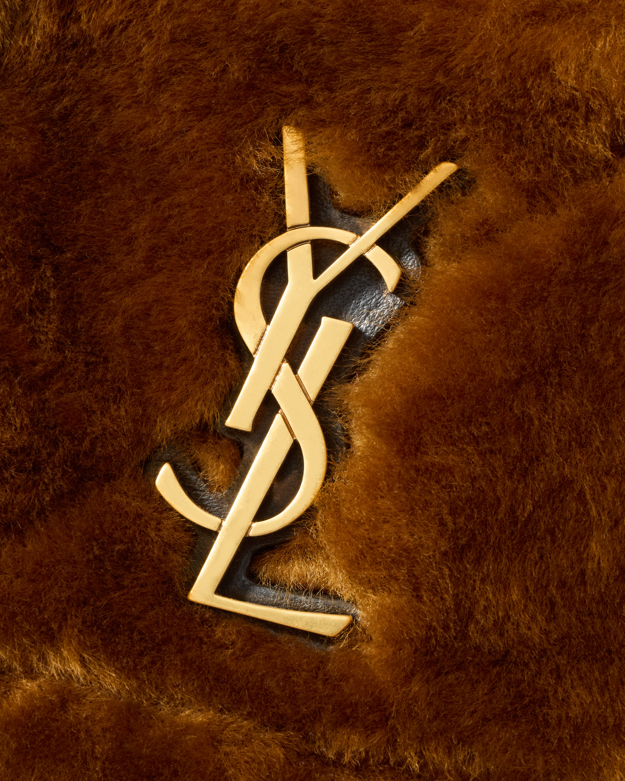 JAMIE shoulder pouch in shearling