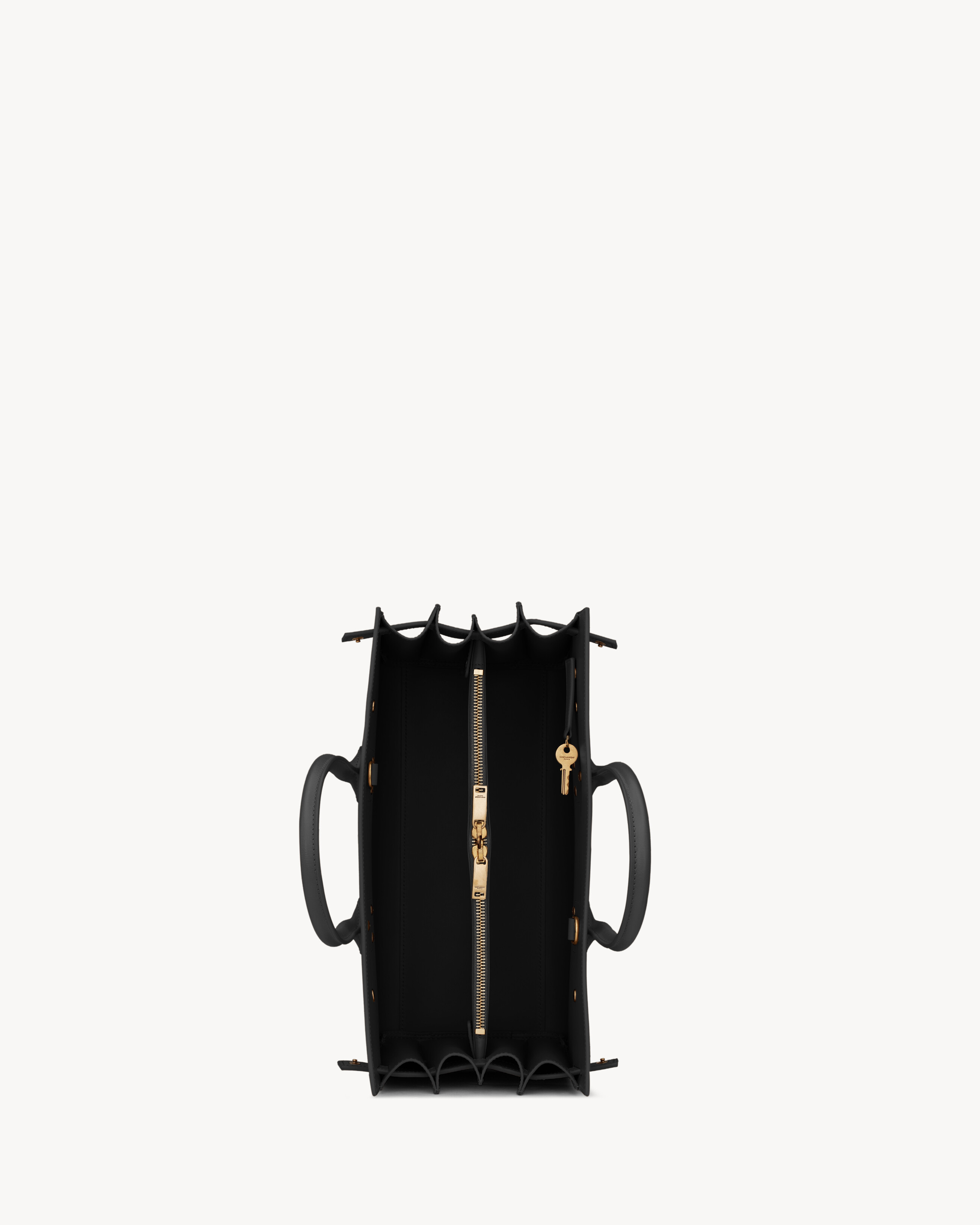 SAC DE JOUR IN SMOOTH LEATHER – SMALL