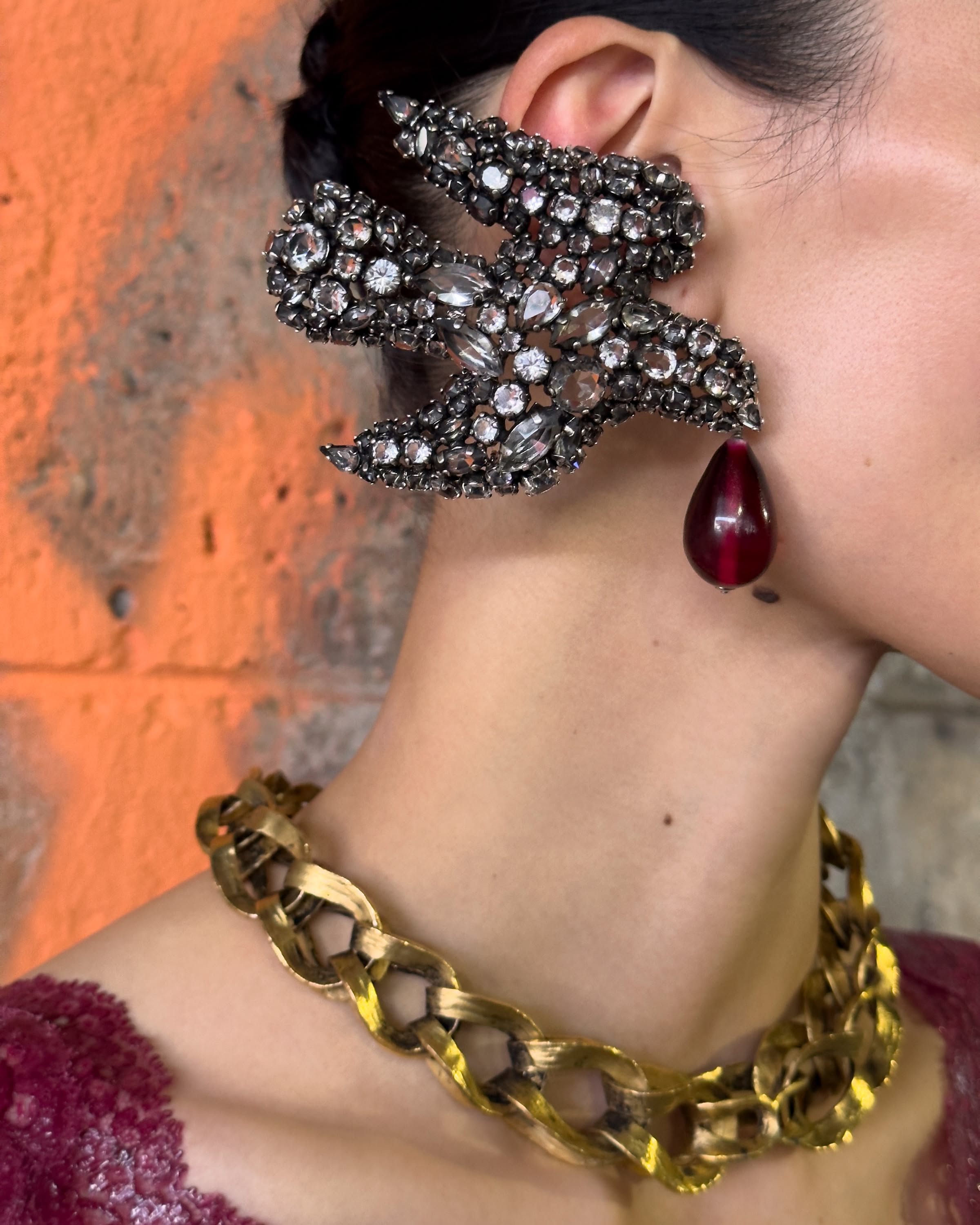 WOMEN WINTER 26 Campaign > Double 1 > EARRINGS