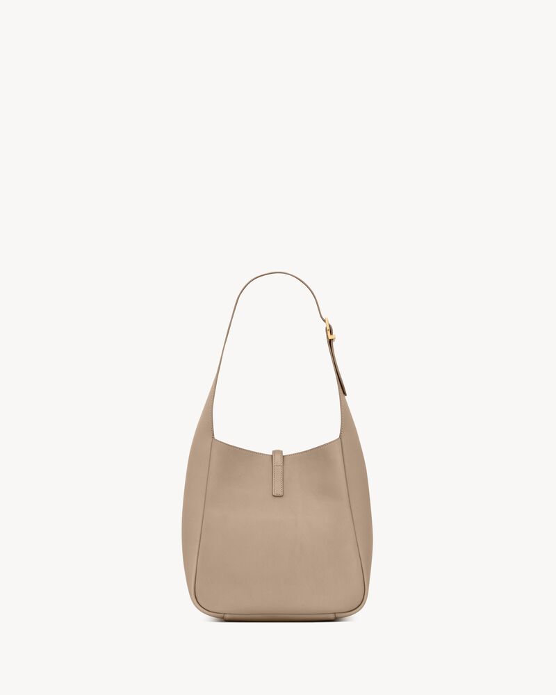 LE 5 À 7 supple small IN GRAINED LEATHER in Green | Saint Laurent