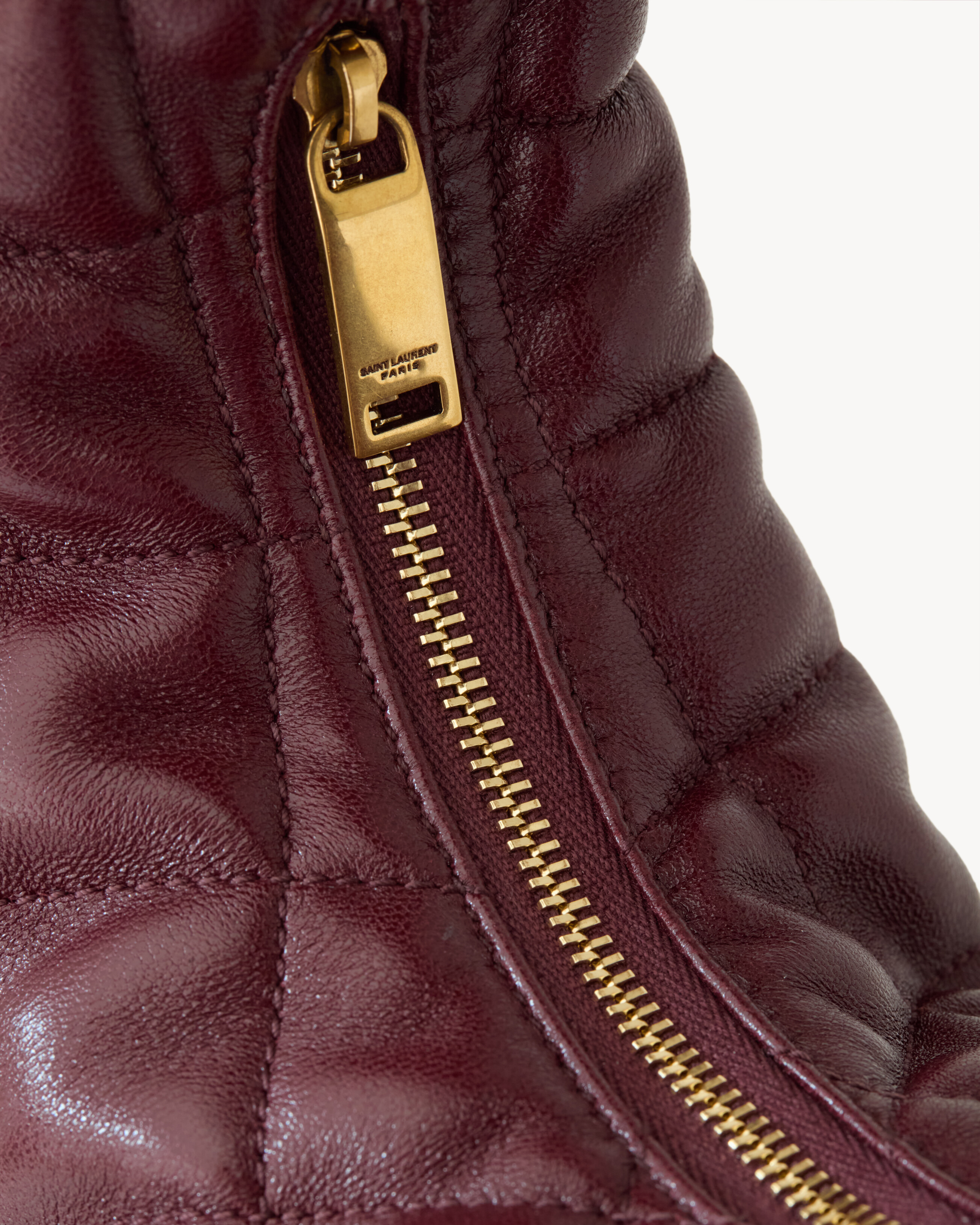 bolsa ICARINO em couro napa com efeito acolchoado