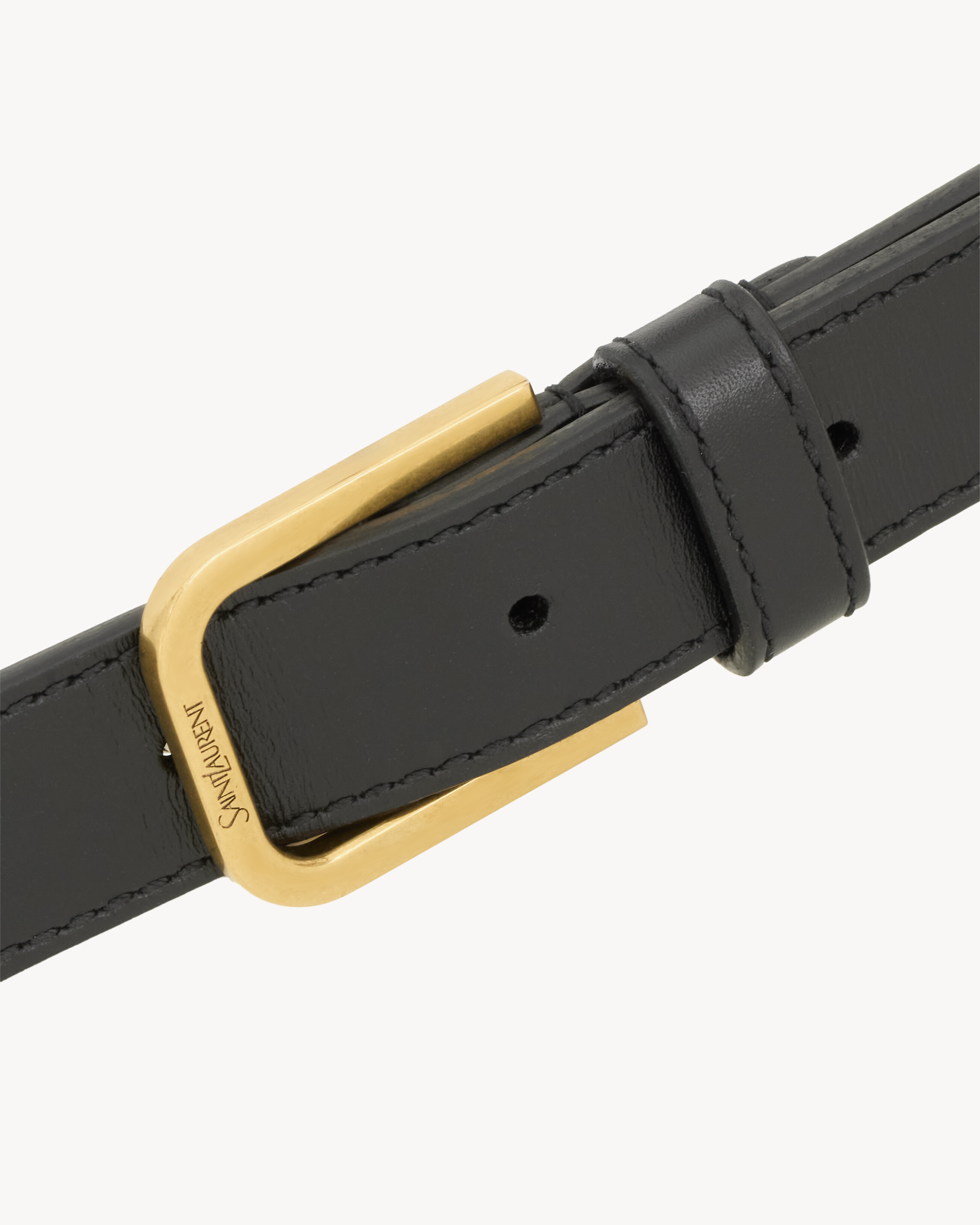 minimal belt in smooth leather