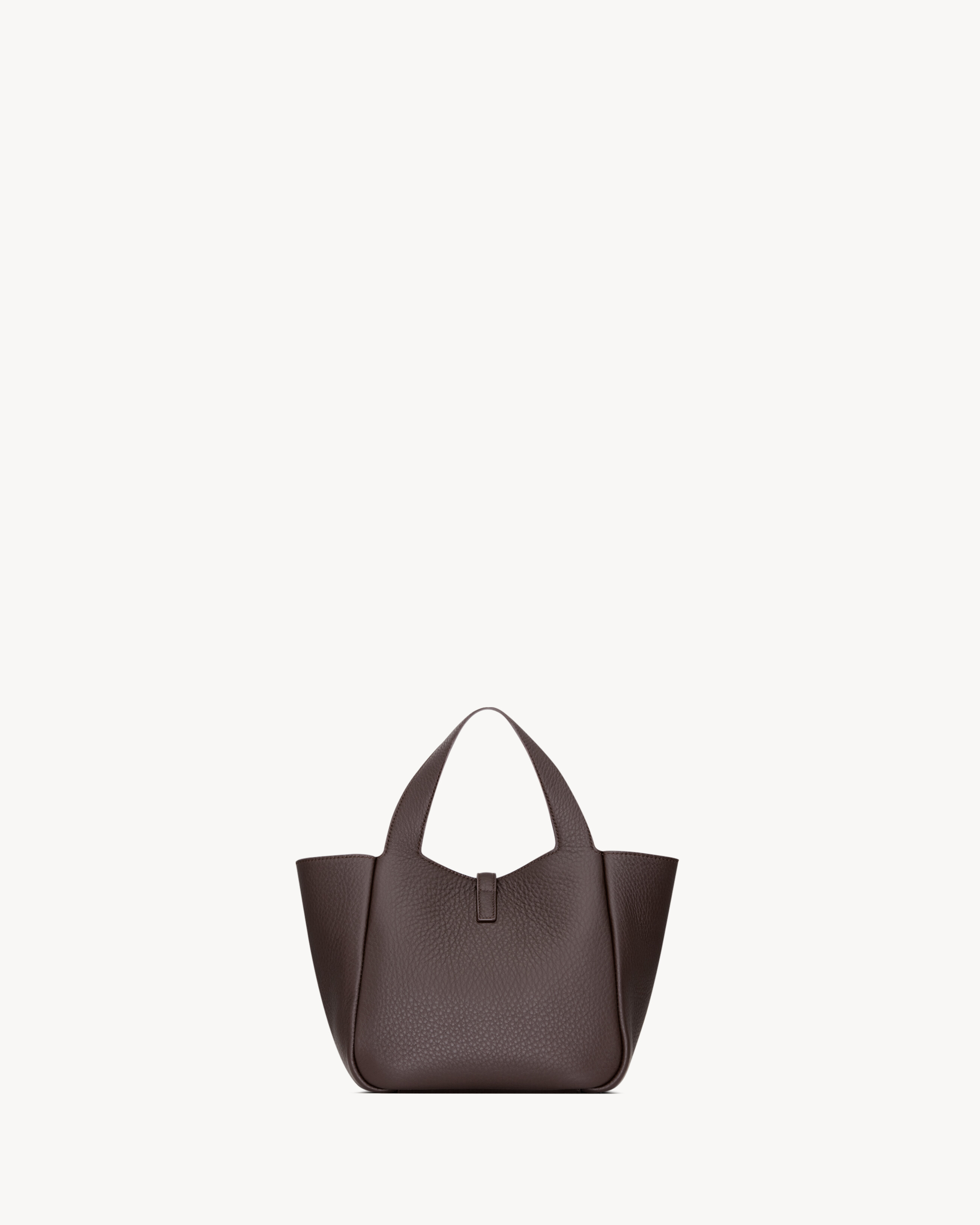 LE 5 À 7 BABY BEA in grained leather