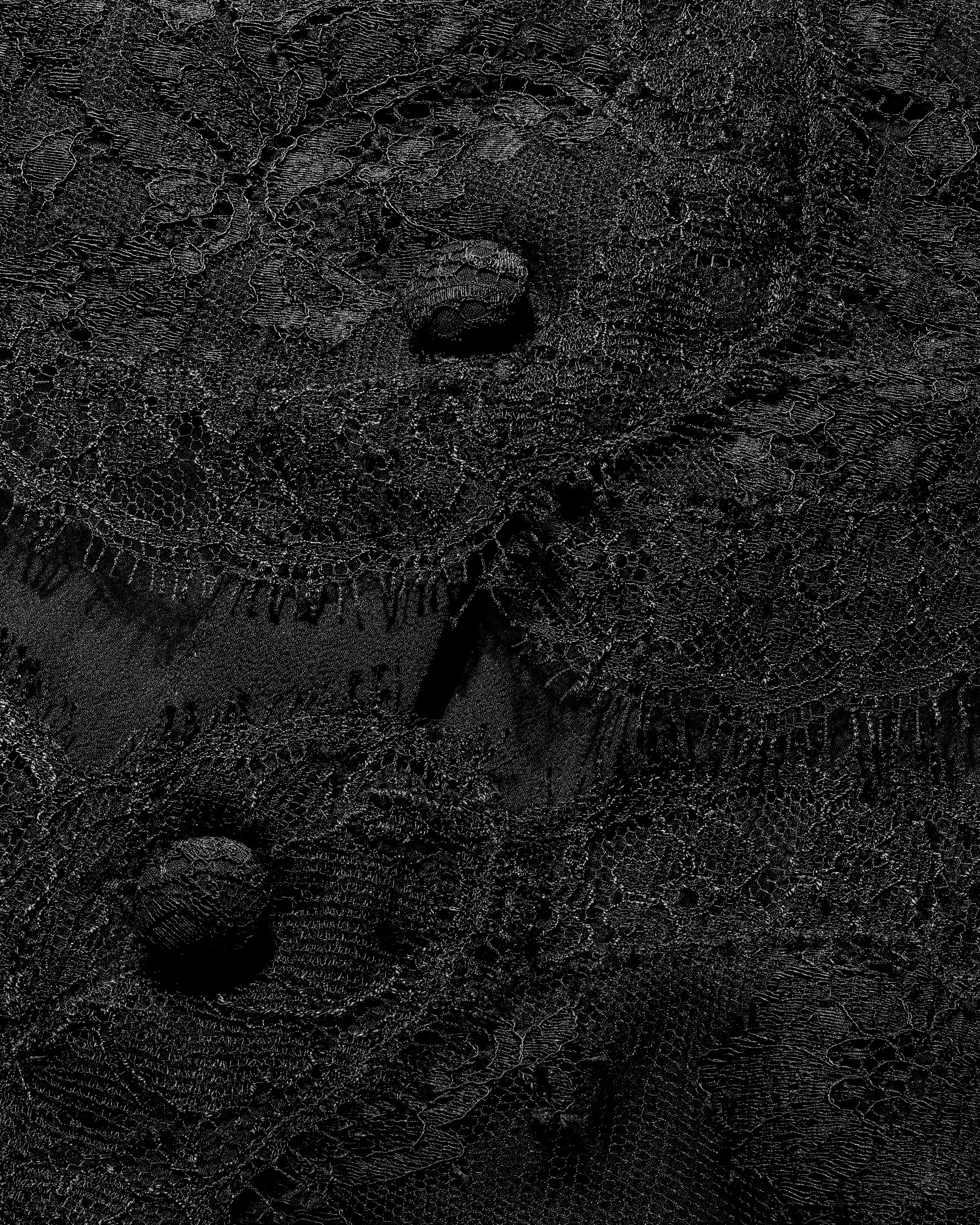 lavallière-cuff mini dress in silk lace