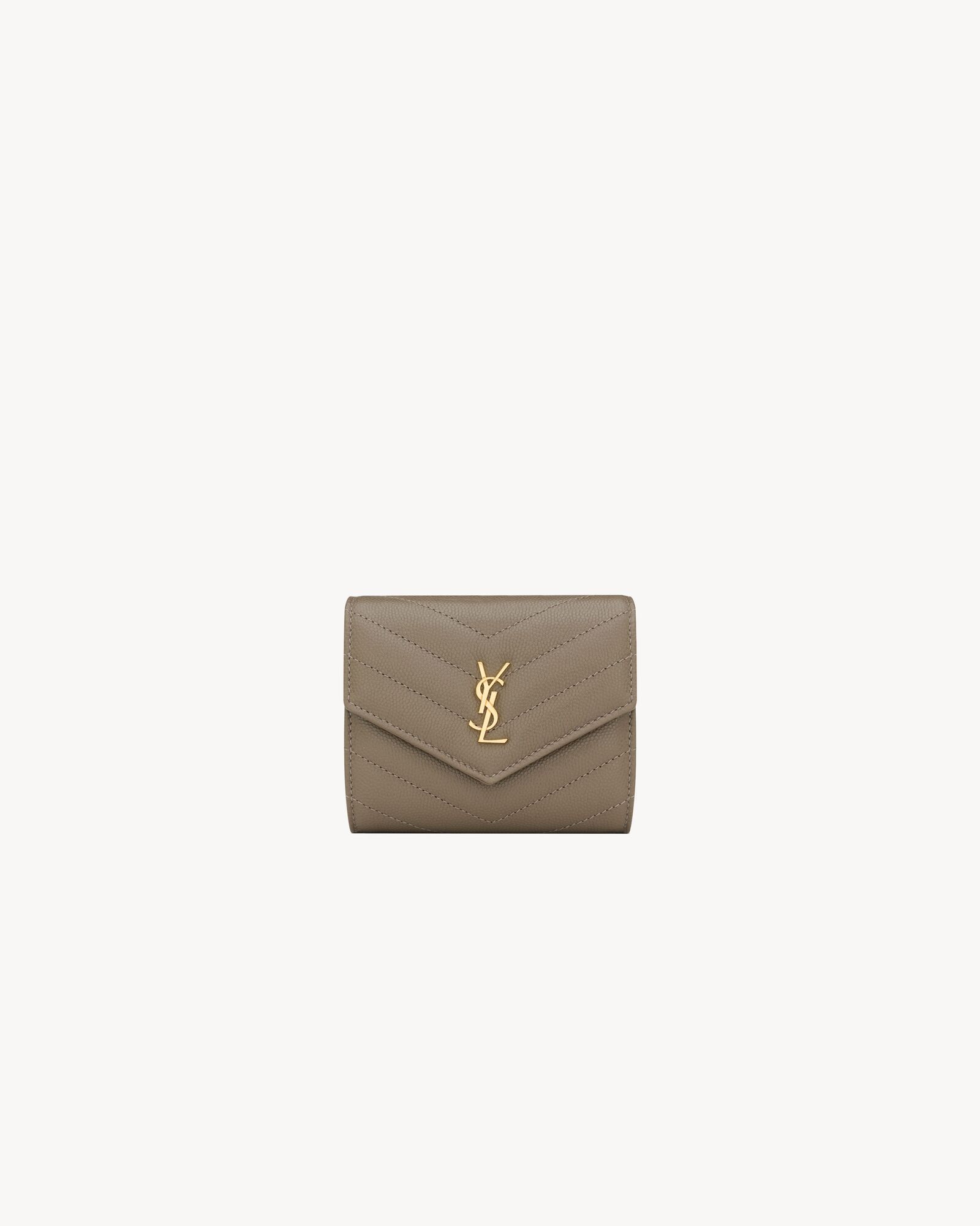 CASSANDRE multi-fold wallet in GRAIN DE POUDRE leather — 843887AAGA81799