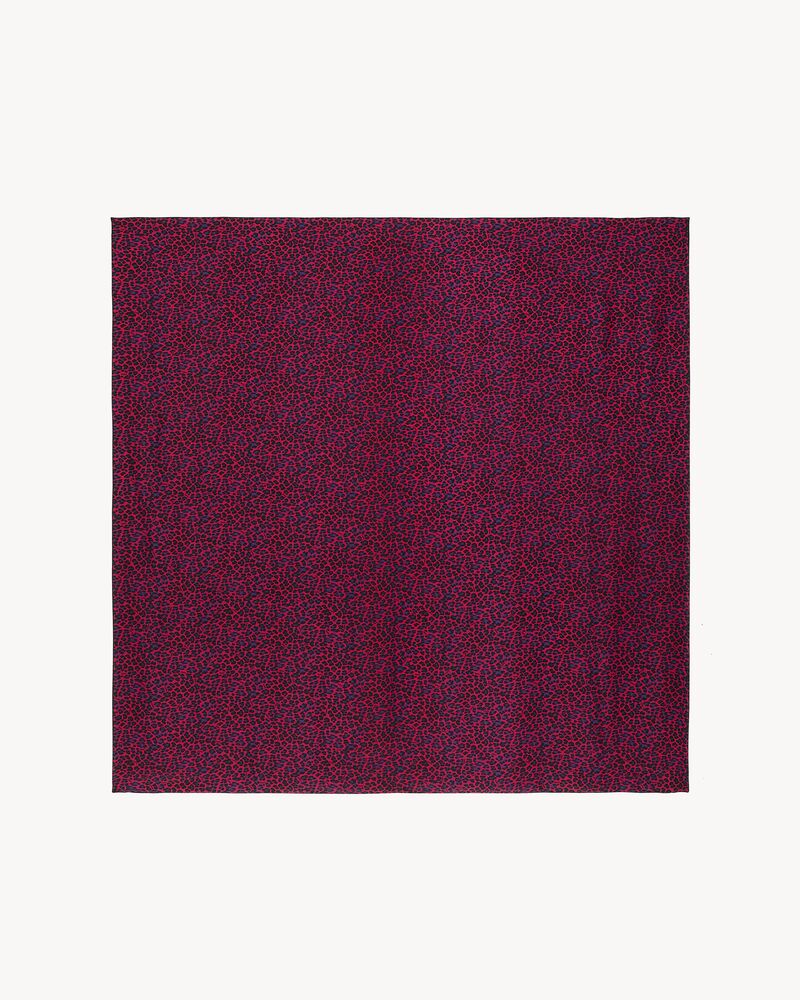 sciarpa quadrata in charmeuse di seta stampa leopardo