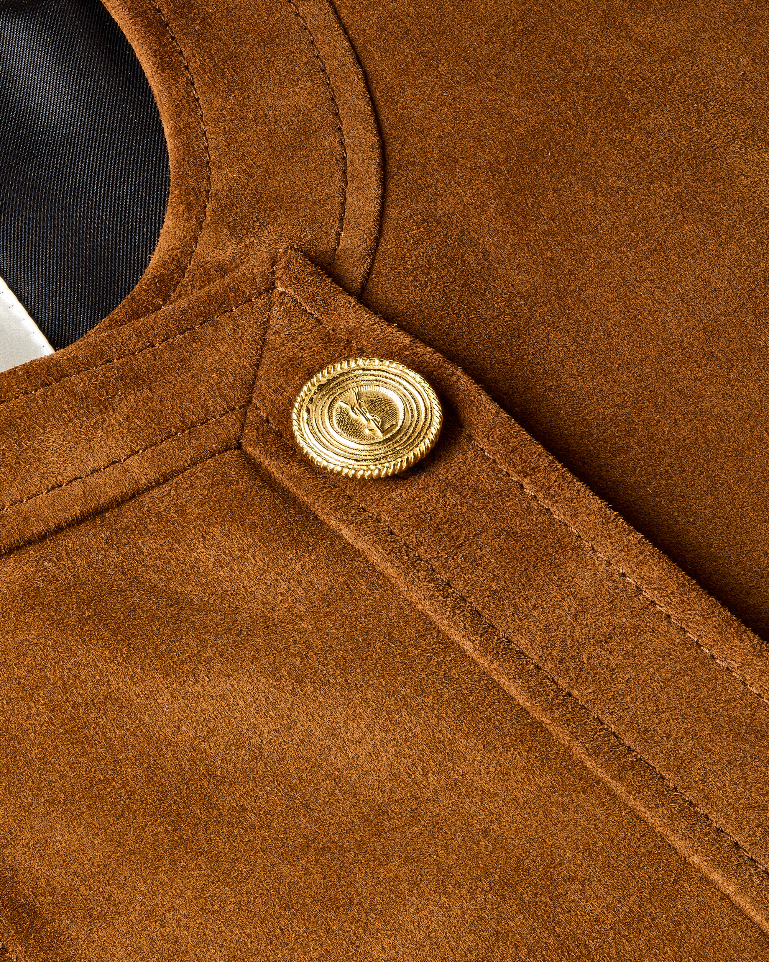 Giacca corta in pelle di agnello suede