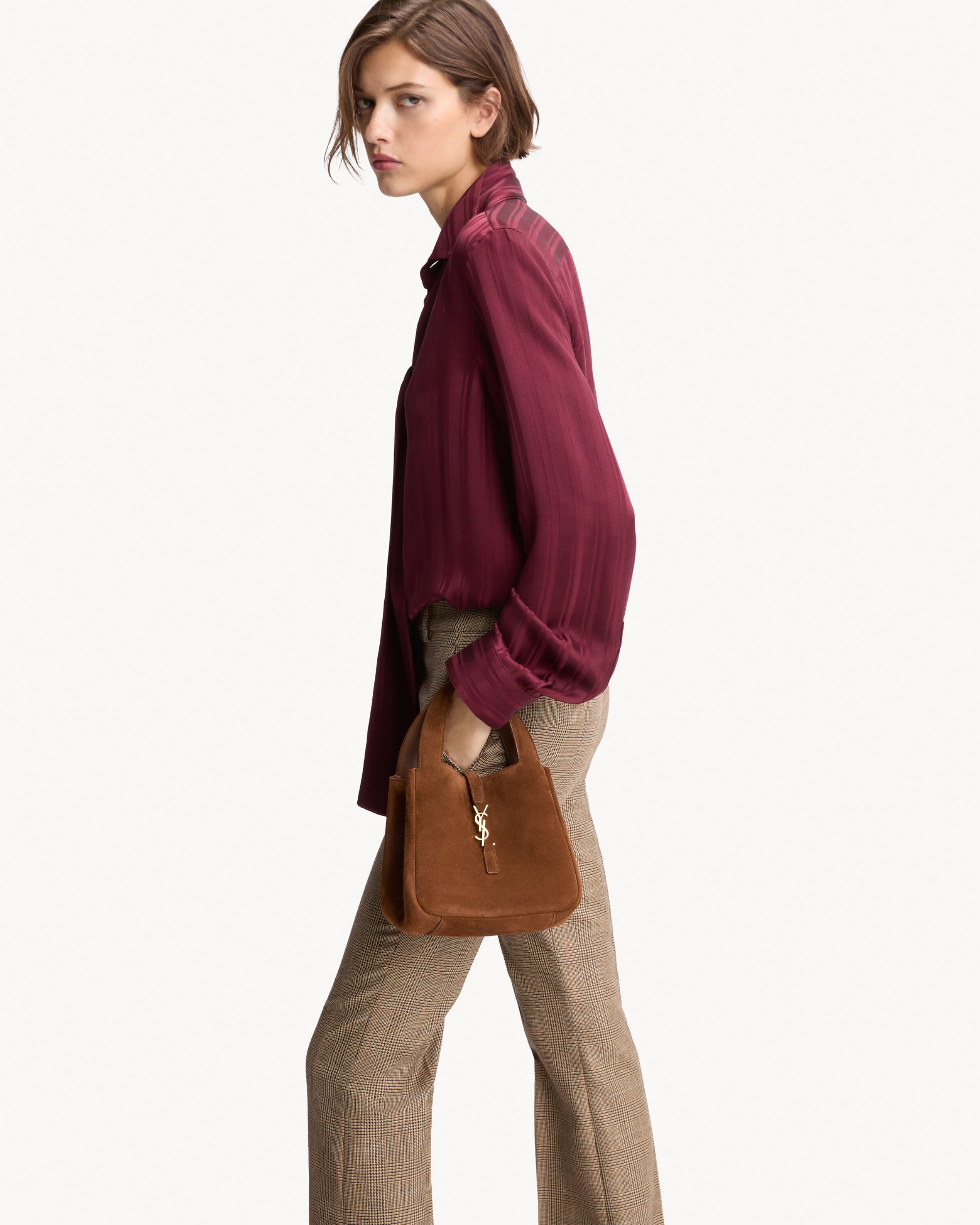 LE 5 À 7 BABY BEA in suede