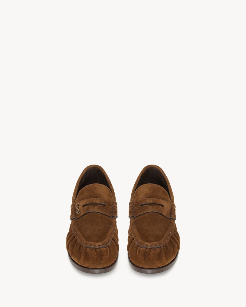 LE LOAFER supple in suede
