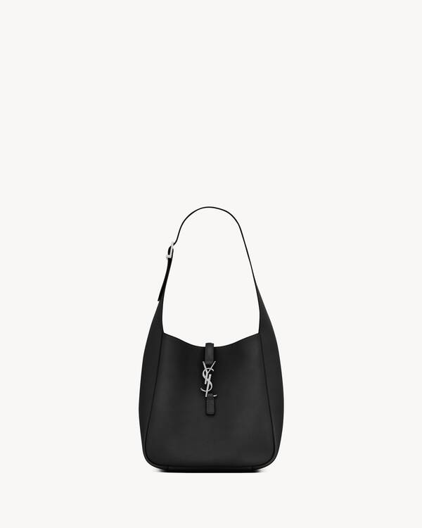 LE 5 À 7 supple SMALL in grained leather in Black | Saint Laurent