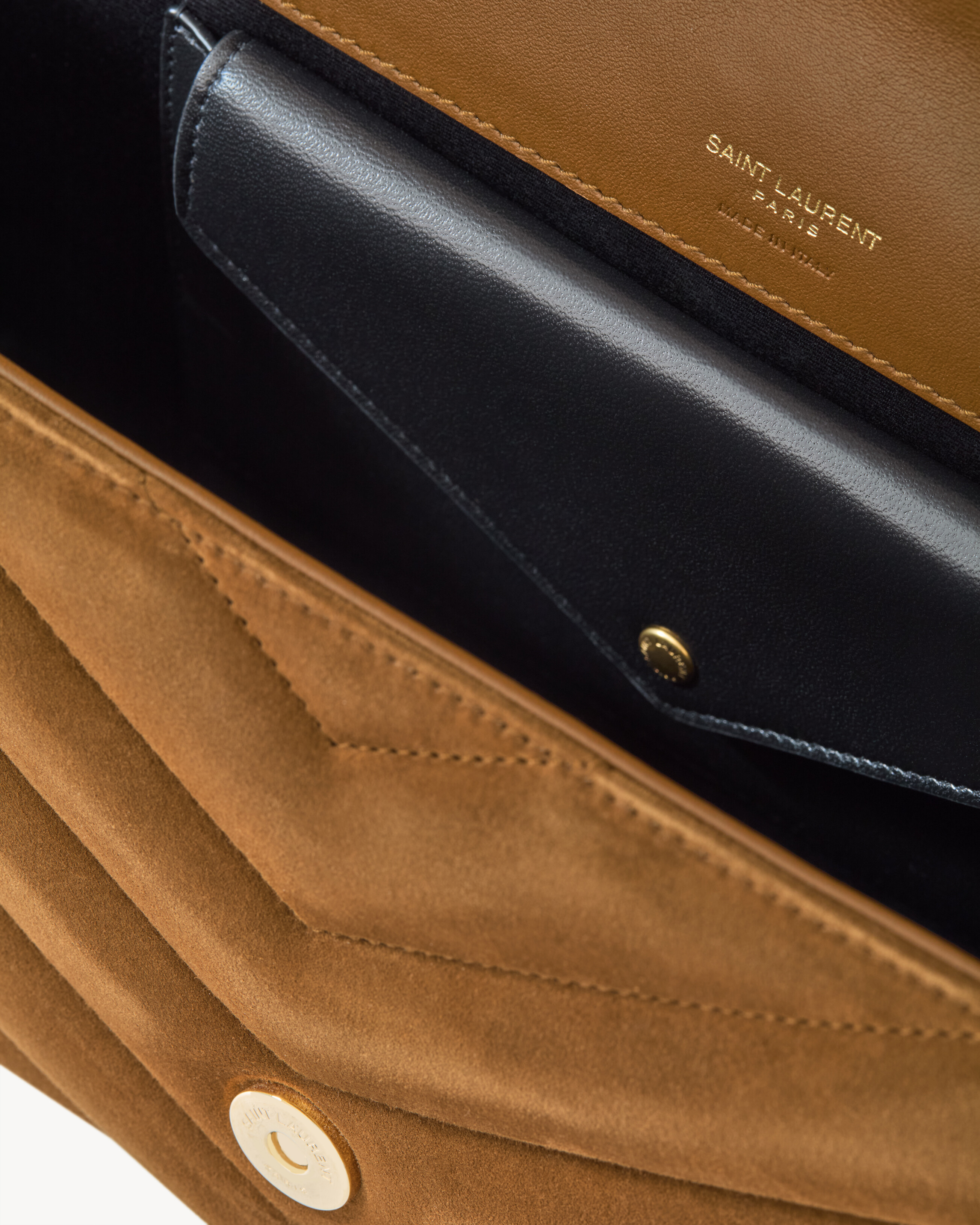 LOULOU medium in MATELASSÉ suede