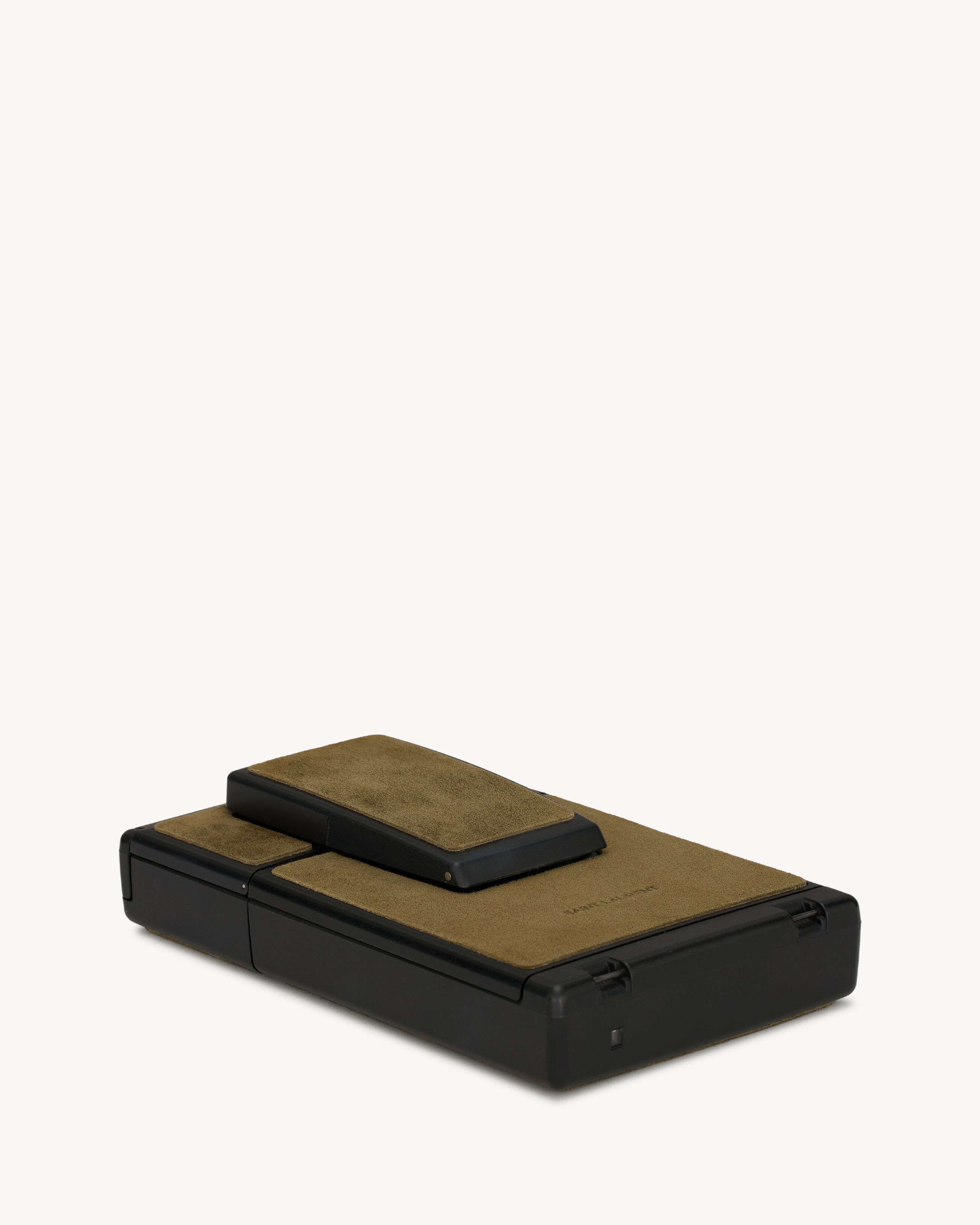 POLAROID SX-70 CAMERA