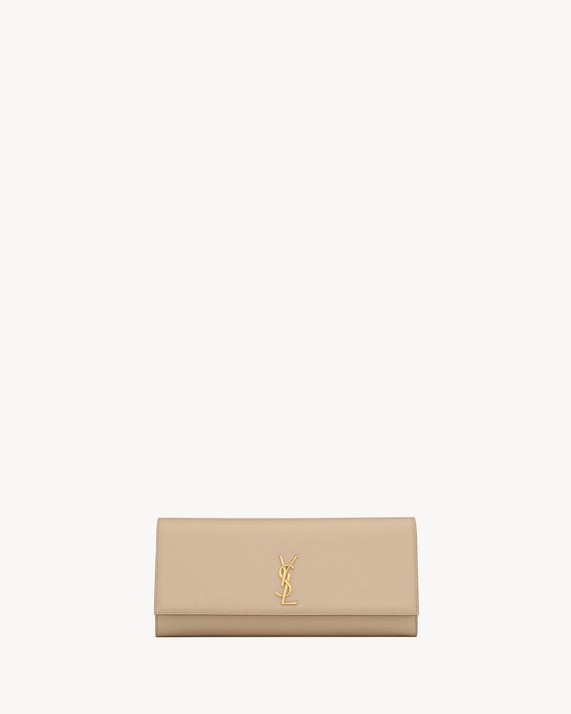 KATE clutch in grain de poudre leather