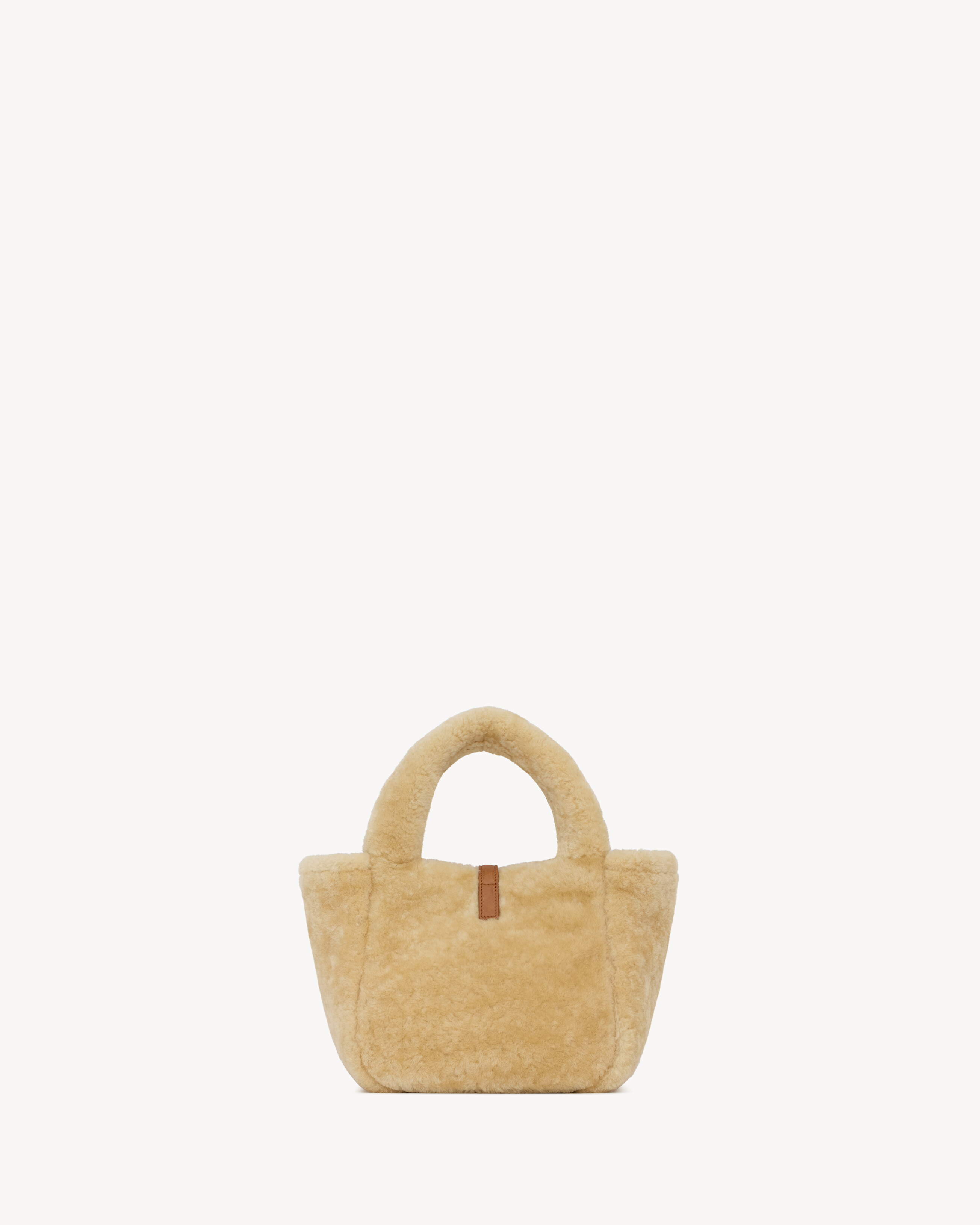 LE 5 À 7 BABY BEA in shearling