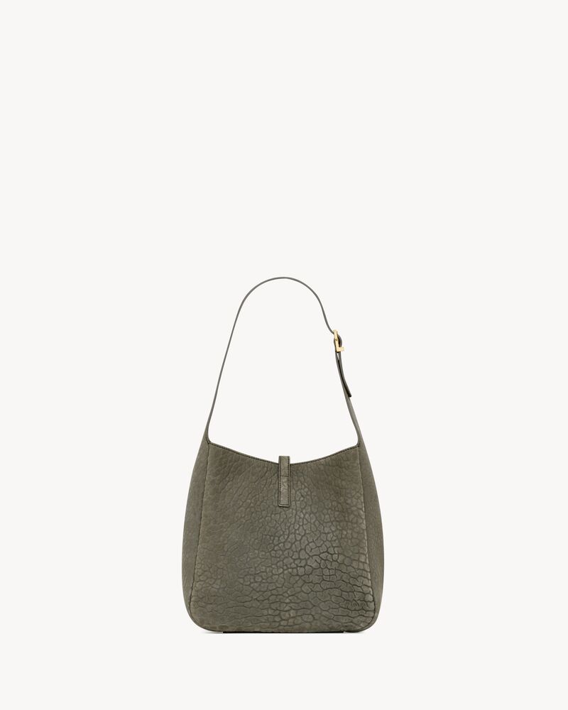 LE 5 À 7 supple small in grained nubuck