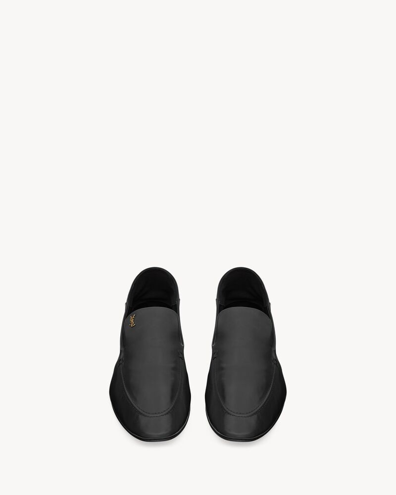 Slippers-mocasines Alain de piel lisa