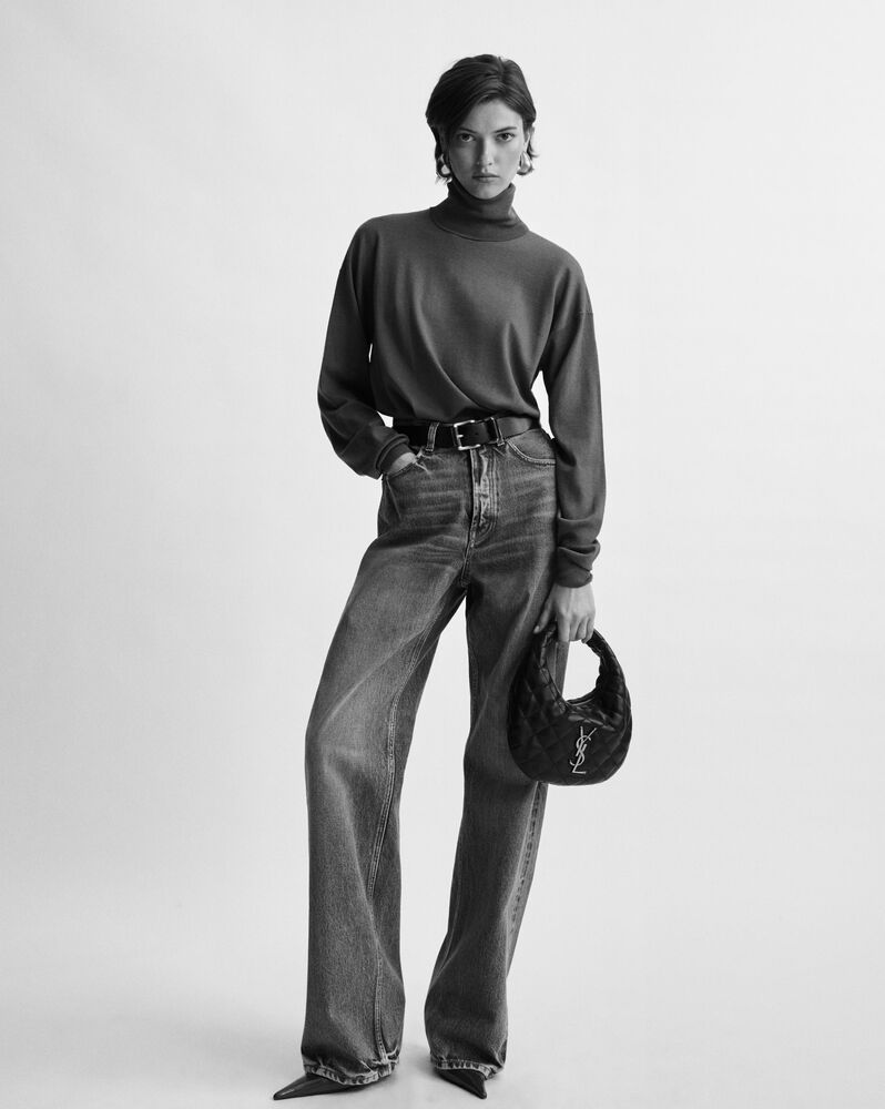 ICARINO aus gestepptem Veloursleder