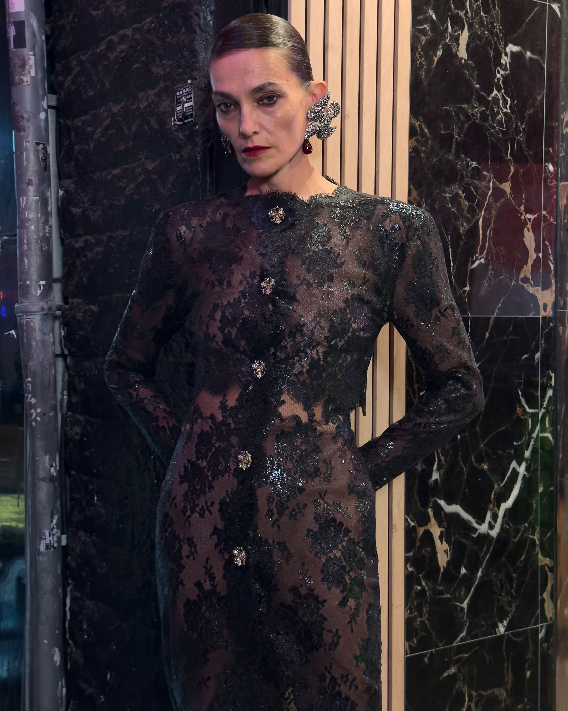 WOMEN WINTER 26 Campaign > Single 3 BLACK LACE DRESS