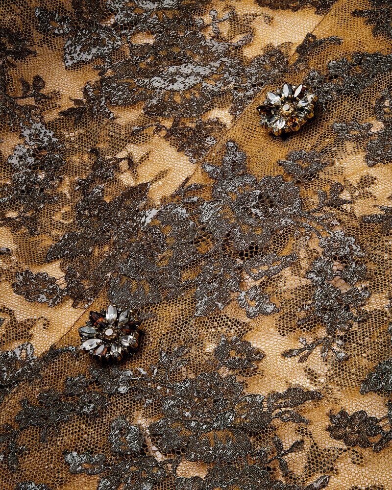 top in silicone-coated lace