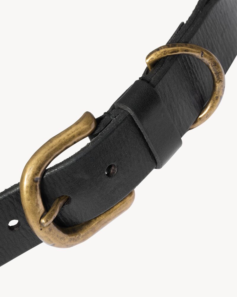 D-ring buckle belt in leather