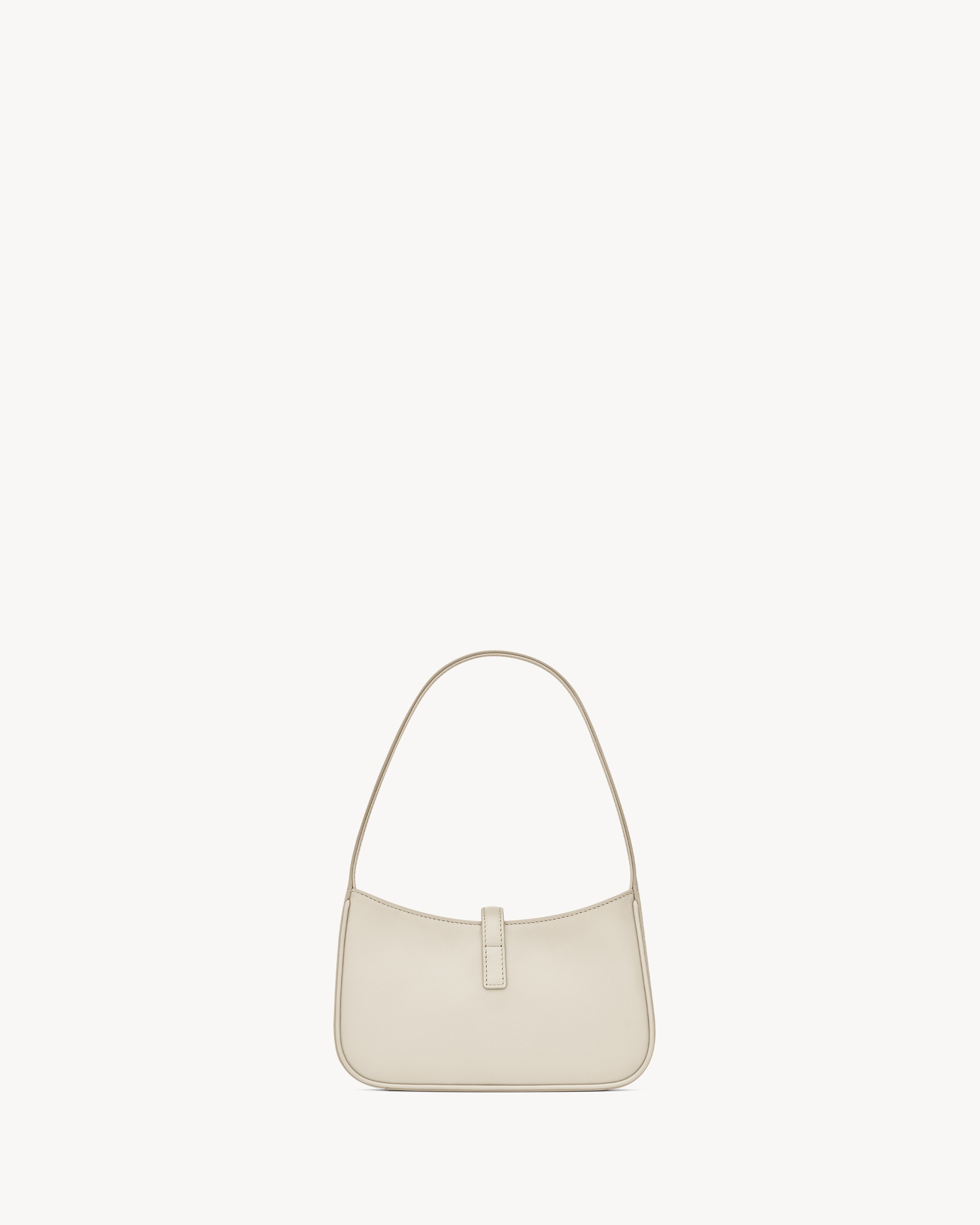 BOLSA MÍNI LE 5 À 7 EM COURO LISO