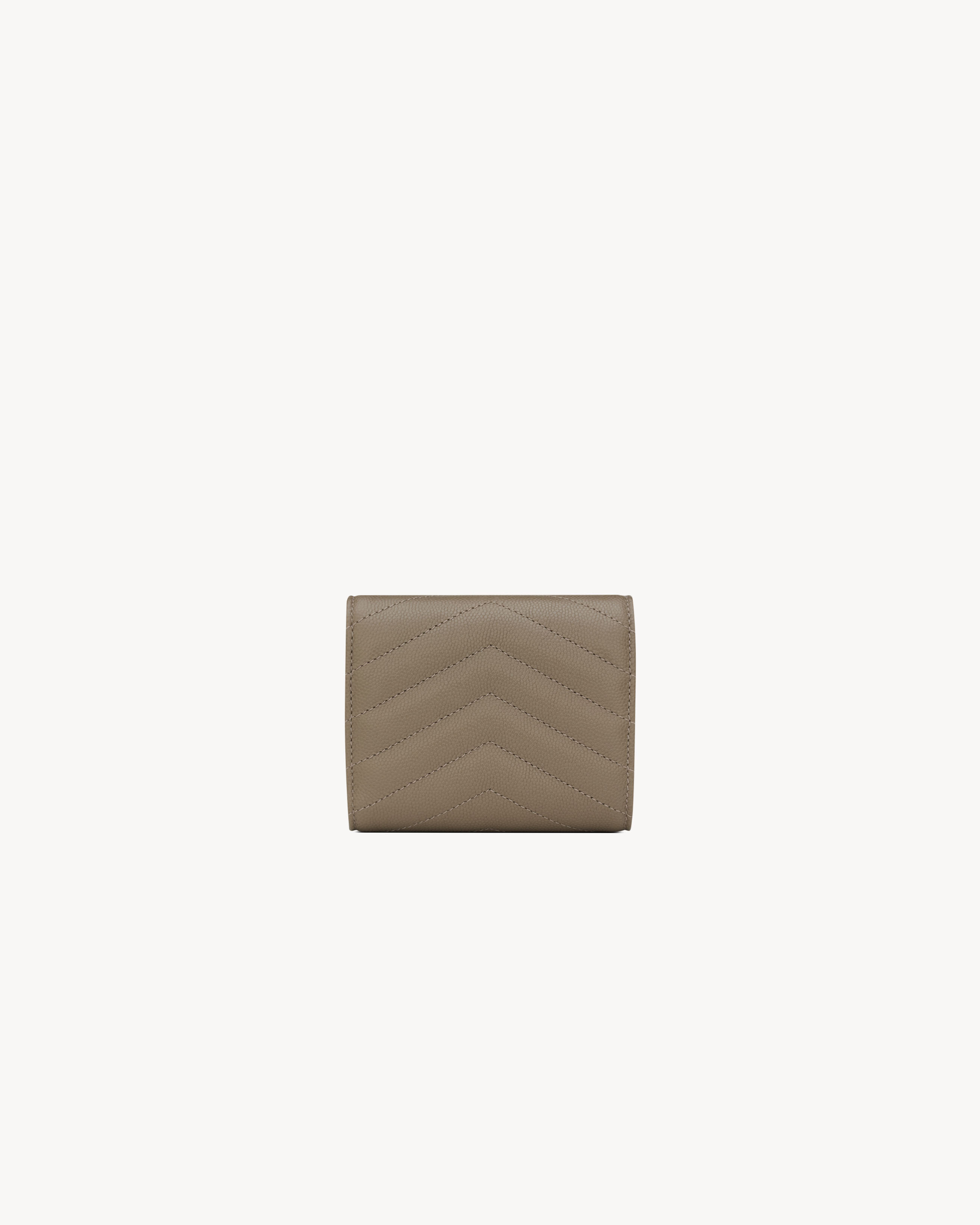 CASSANDRE multi-fold wallet in GRAIN DE POUDRE leather
